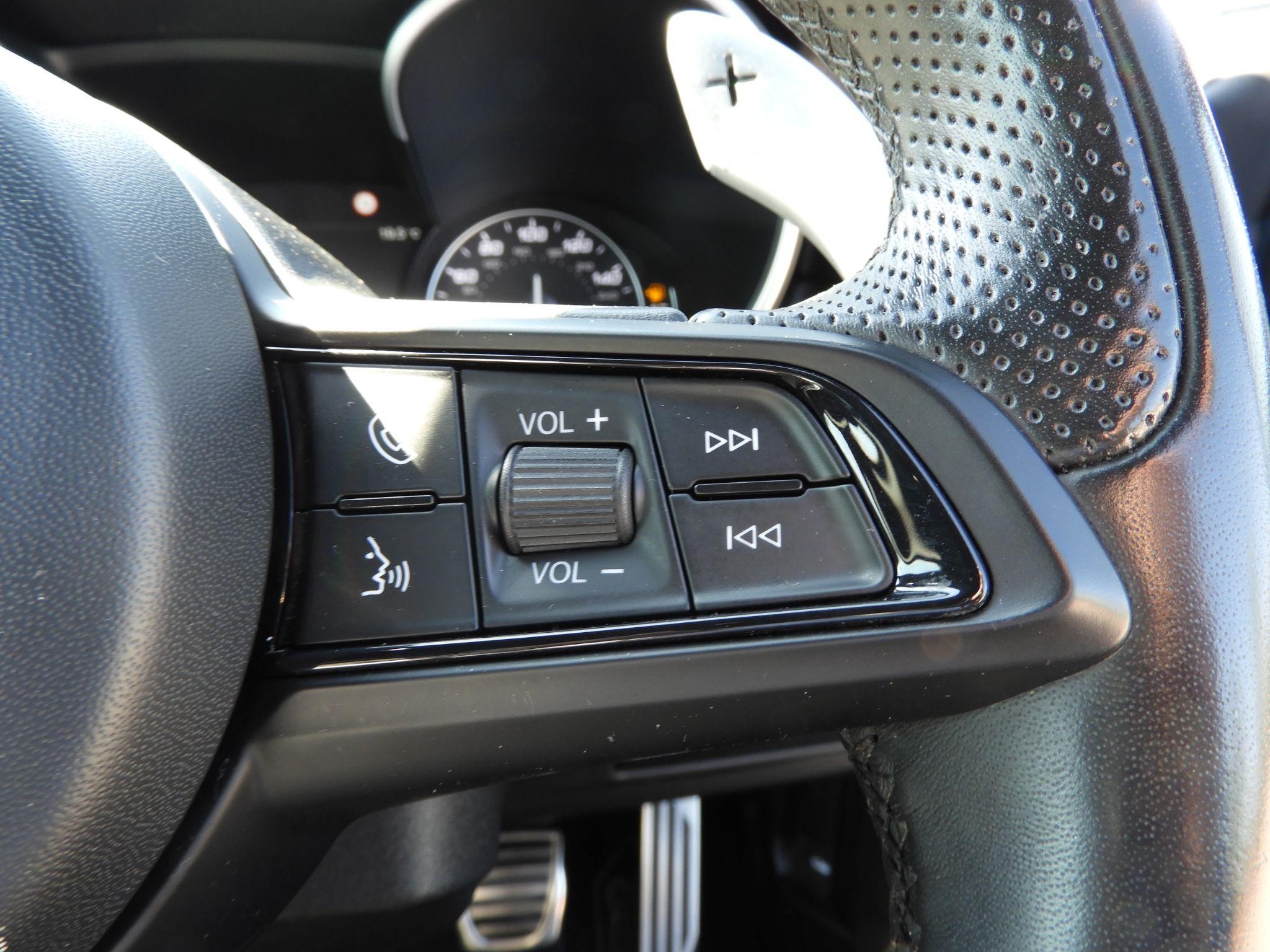 Alfa Romeo Stelvio Image 14