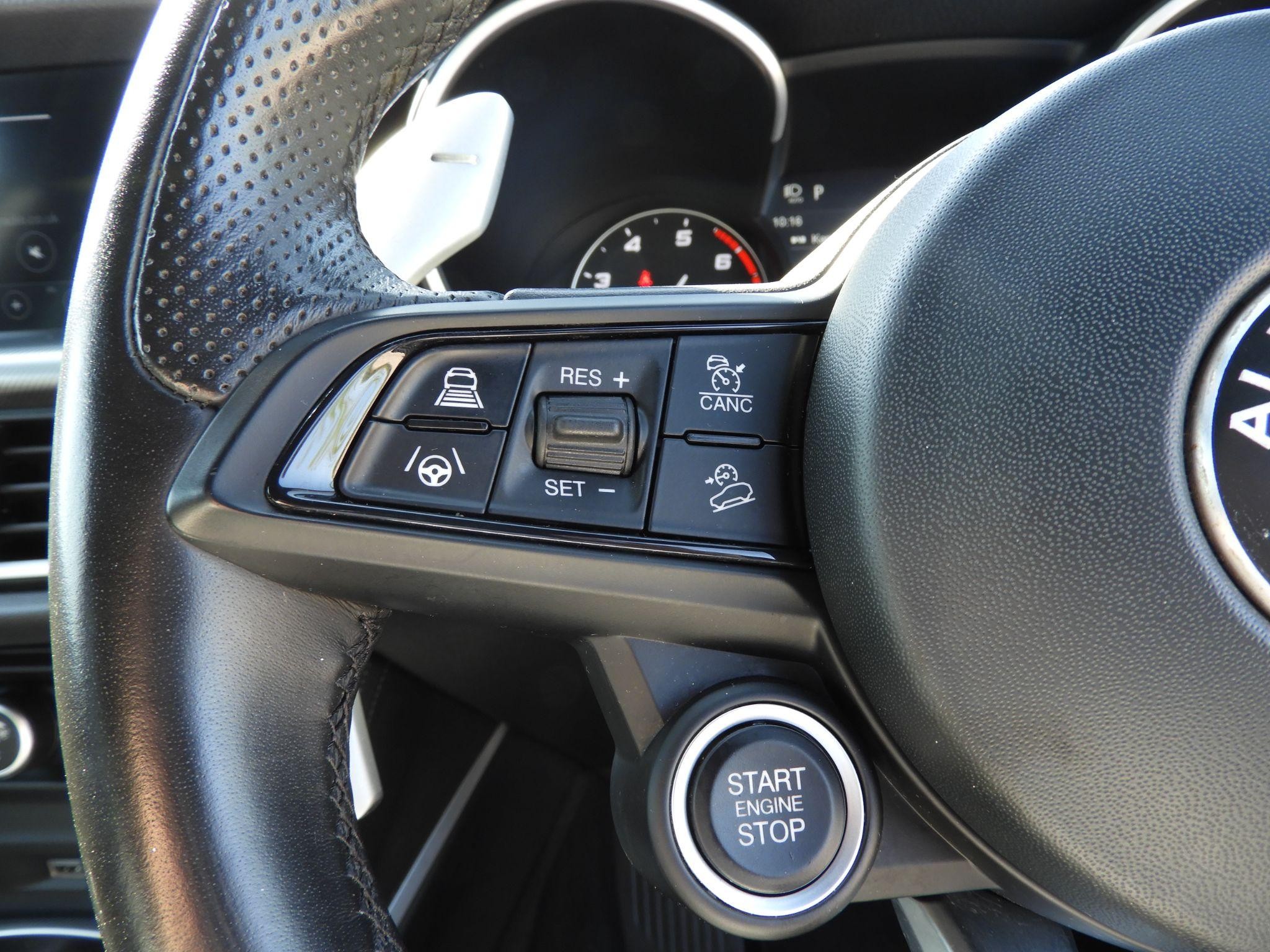 Alfa Romeo Stelvio Image 15