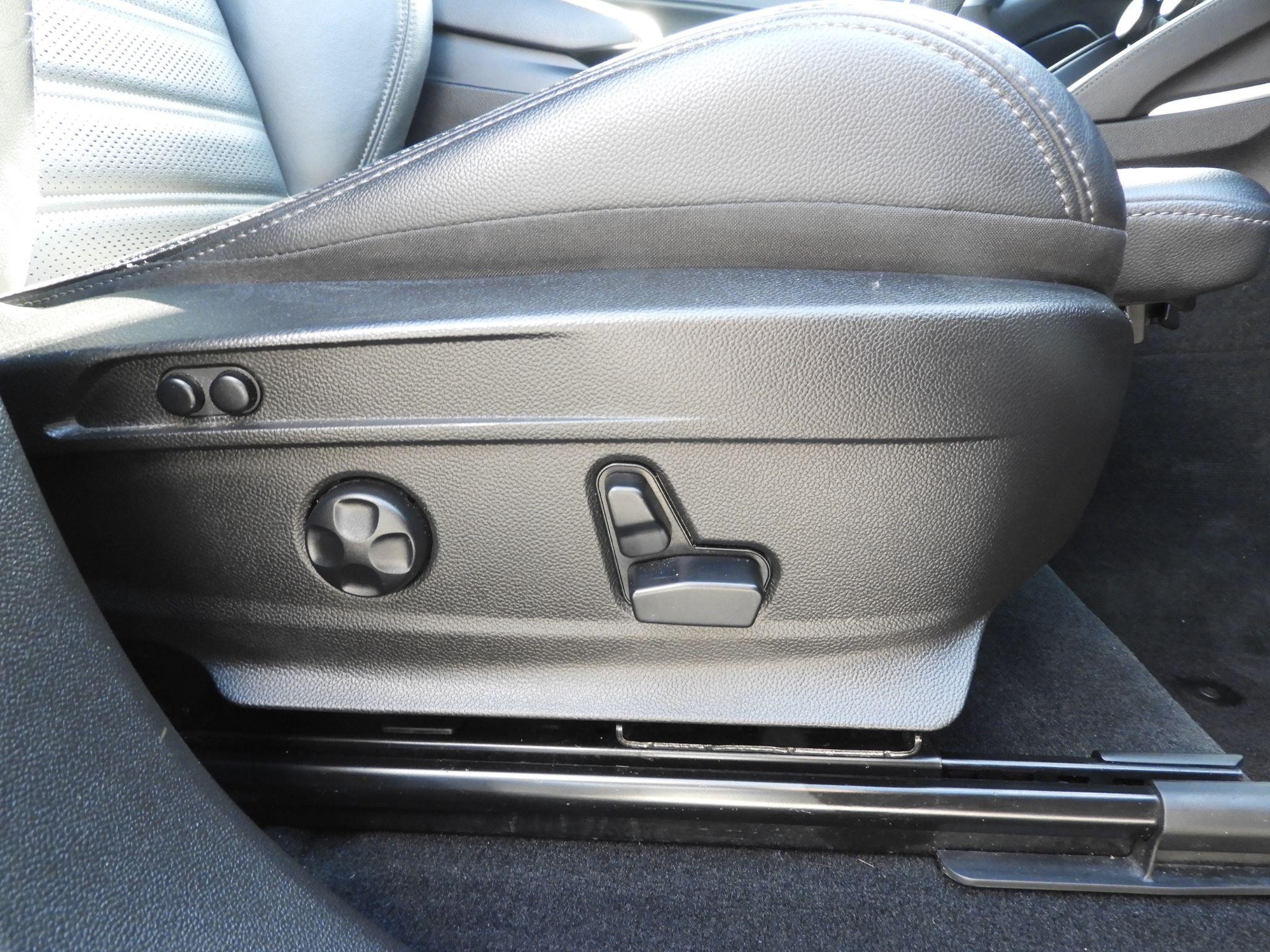 Alfa Romeo Stelvio Image 16