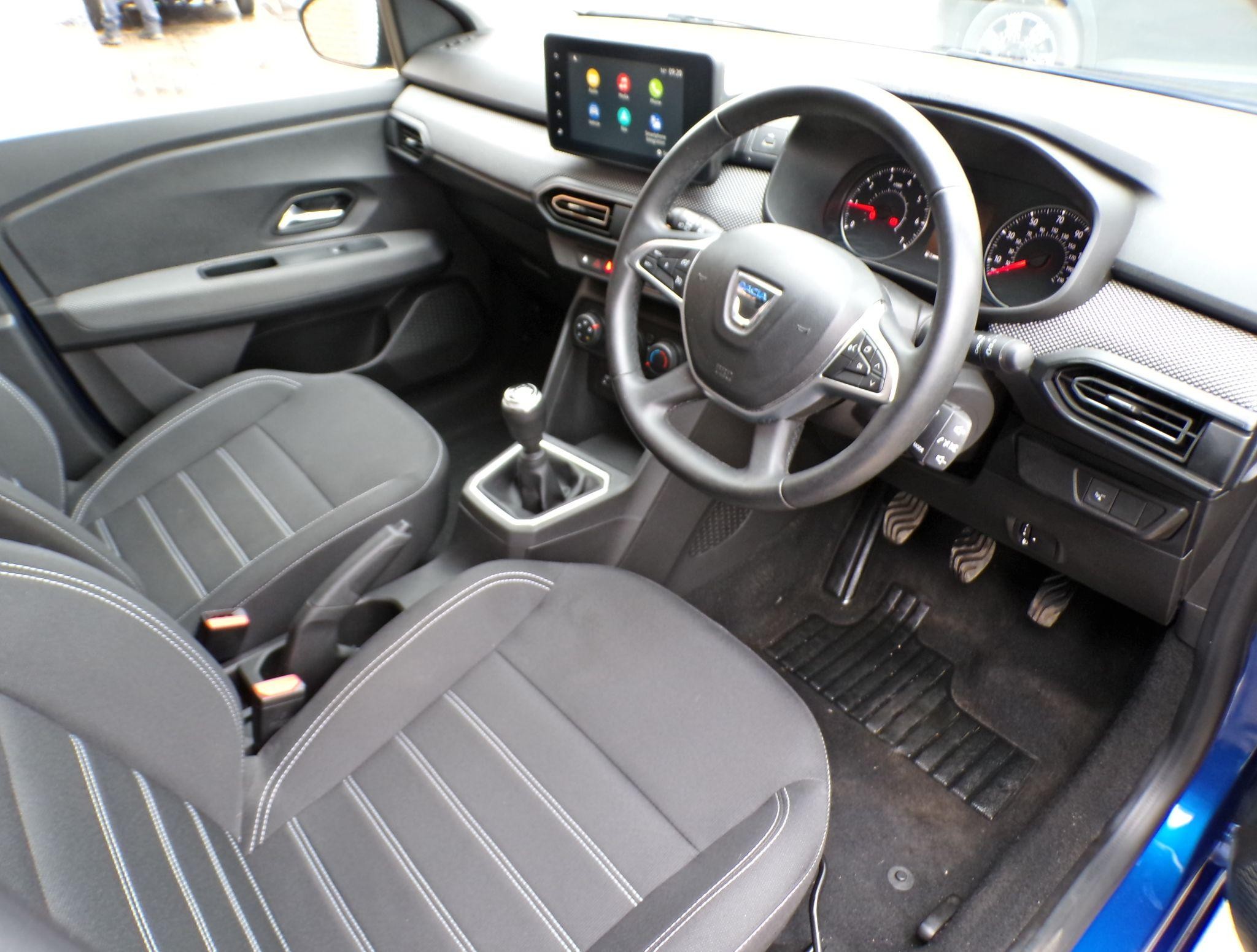 Dacia Sandero Image 10