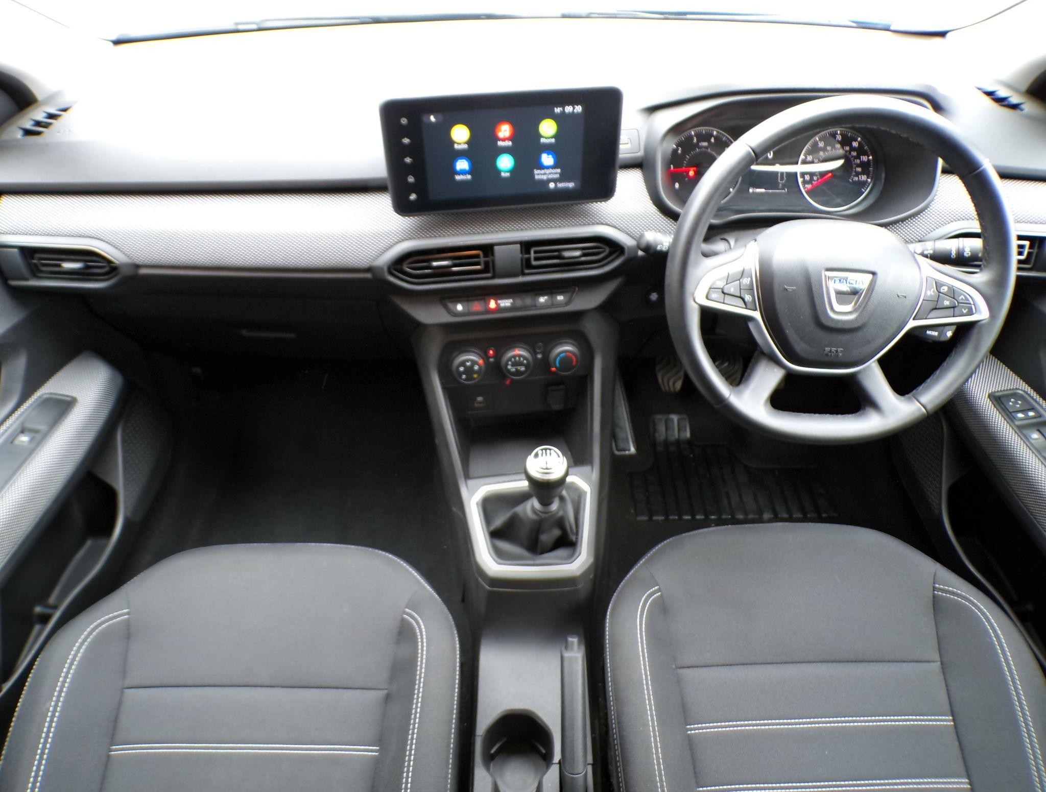 Dacia Sandero Image 11