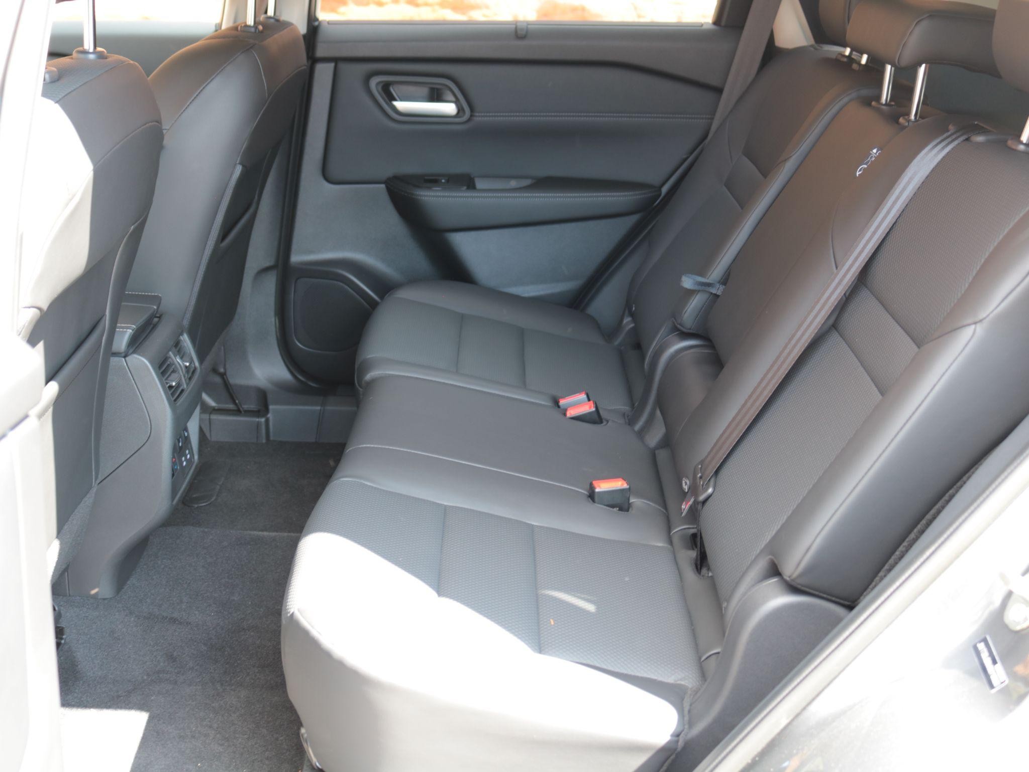 Nissan X-Trail Image 23