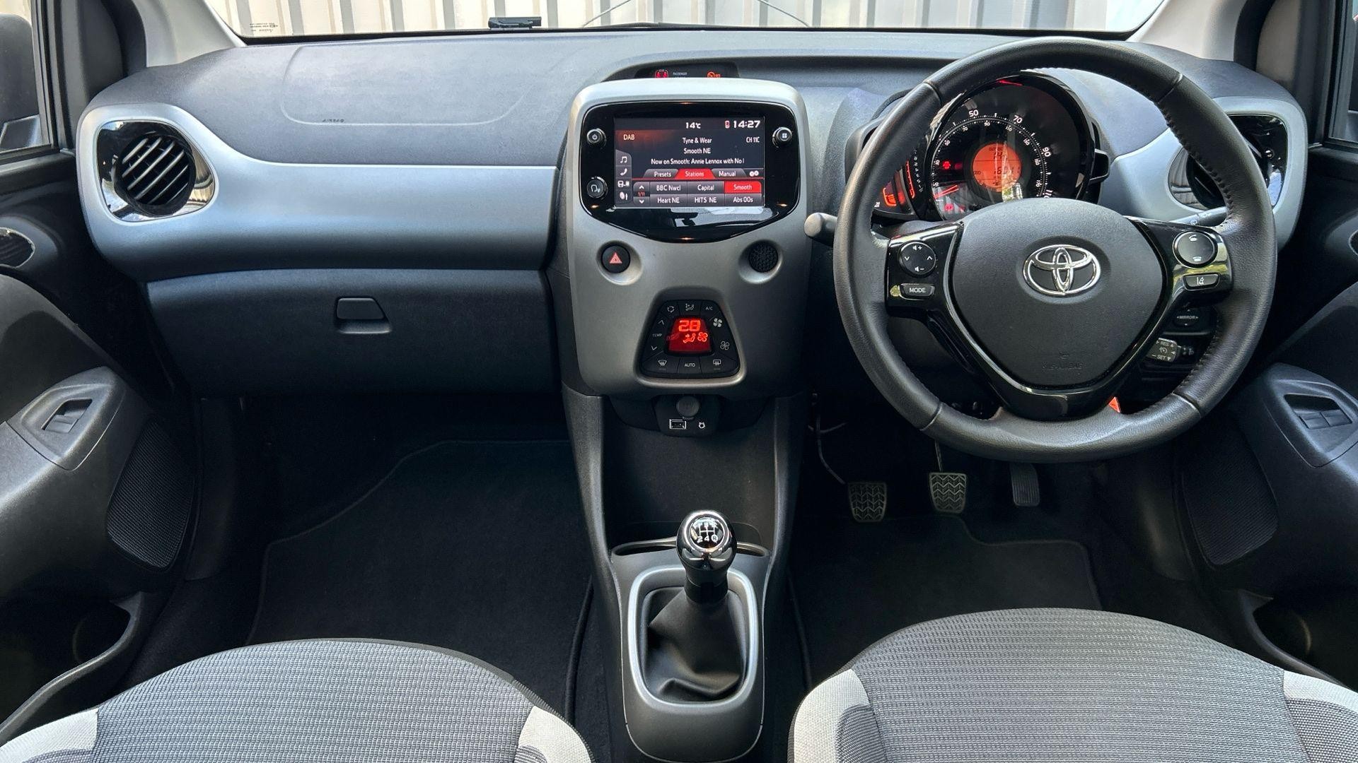 Toyota Aygo Image 11