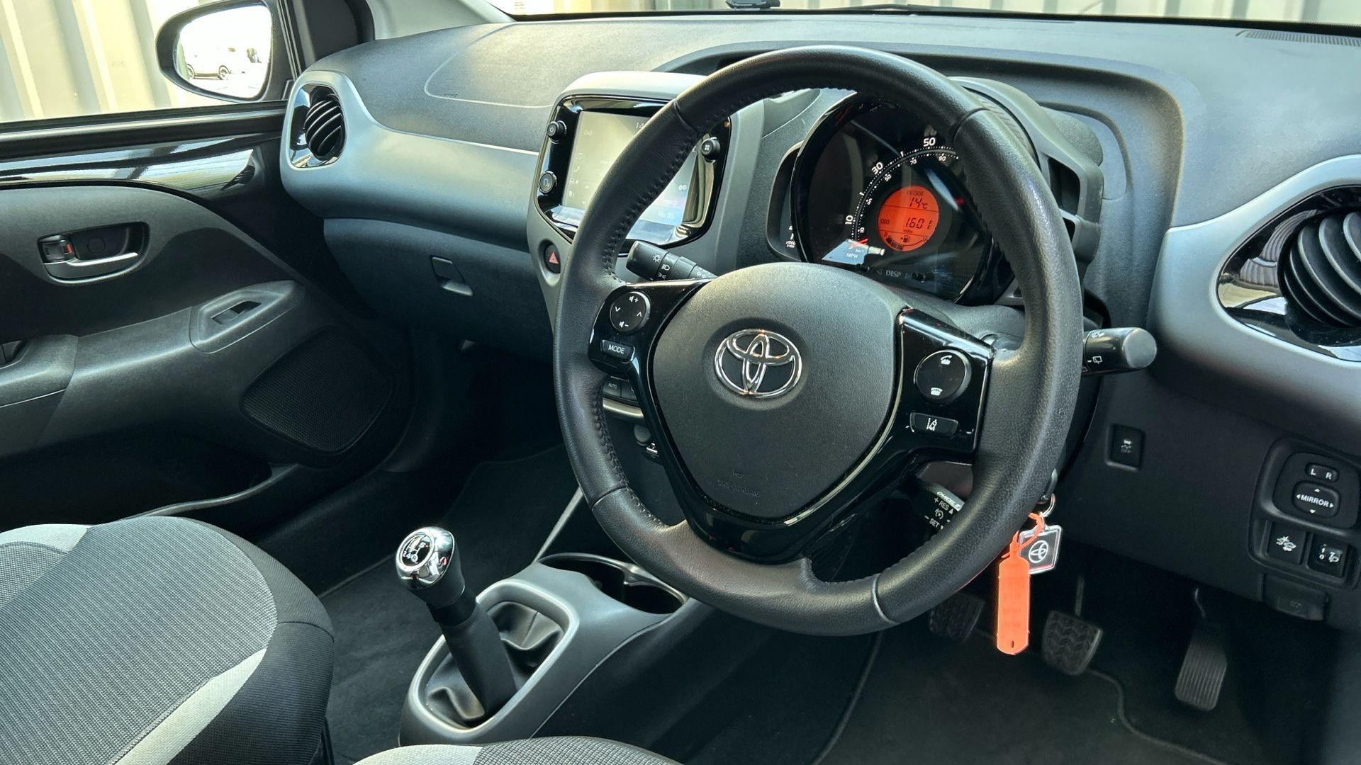 Toyota Aygo Image 12