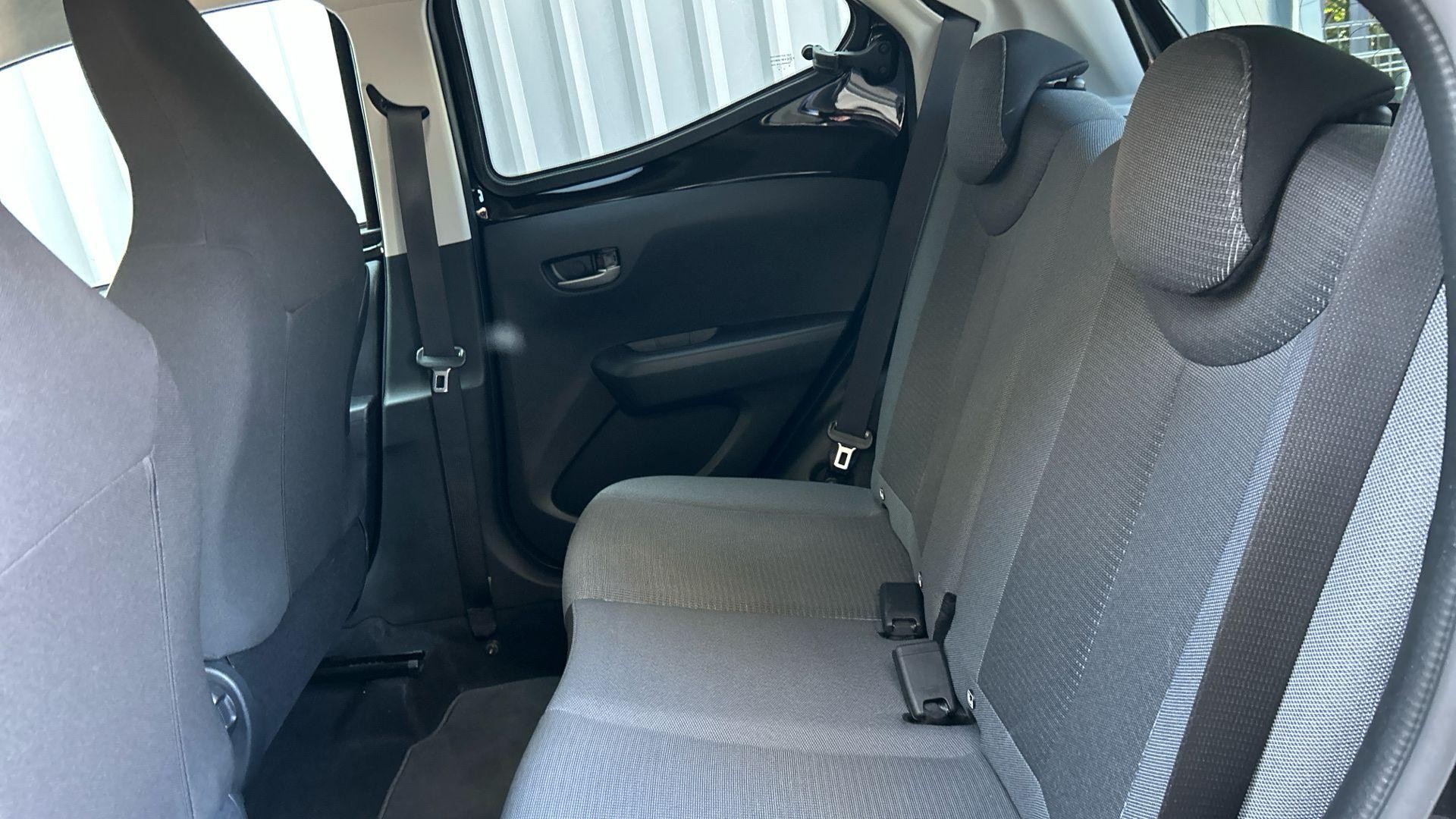 Toyota Aygo Image 19