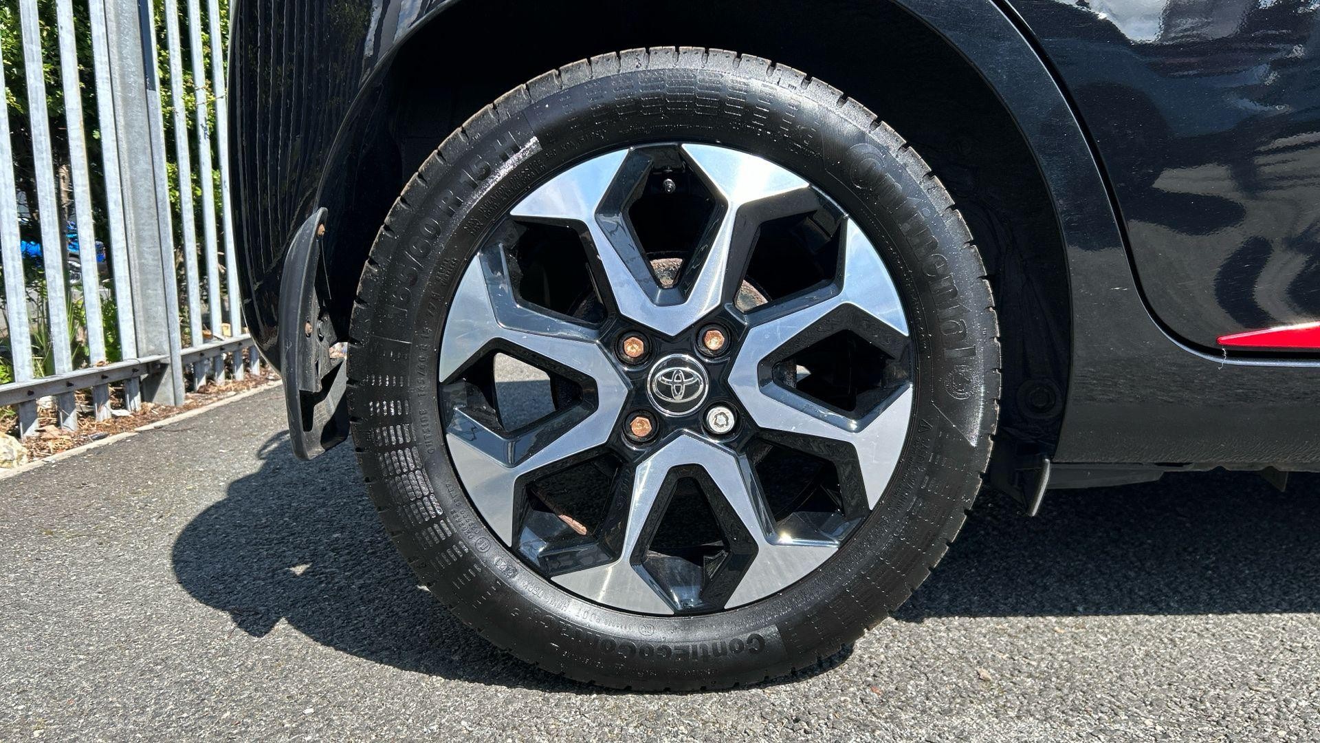 Toyota Aygo Image 21