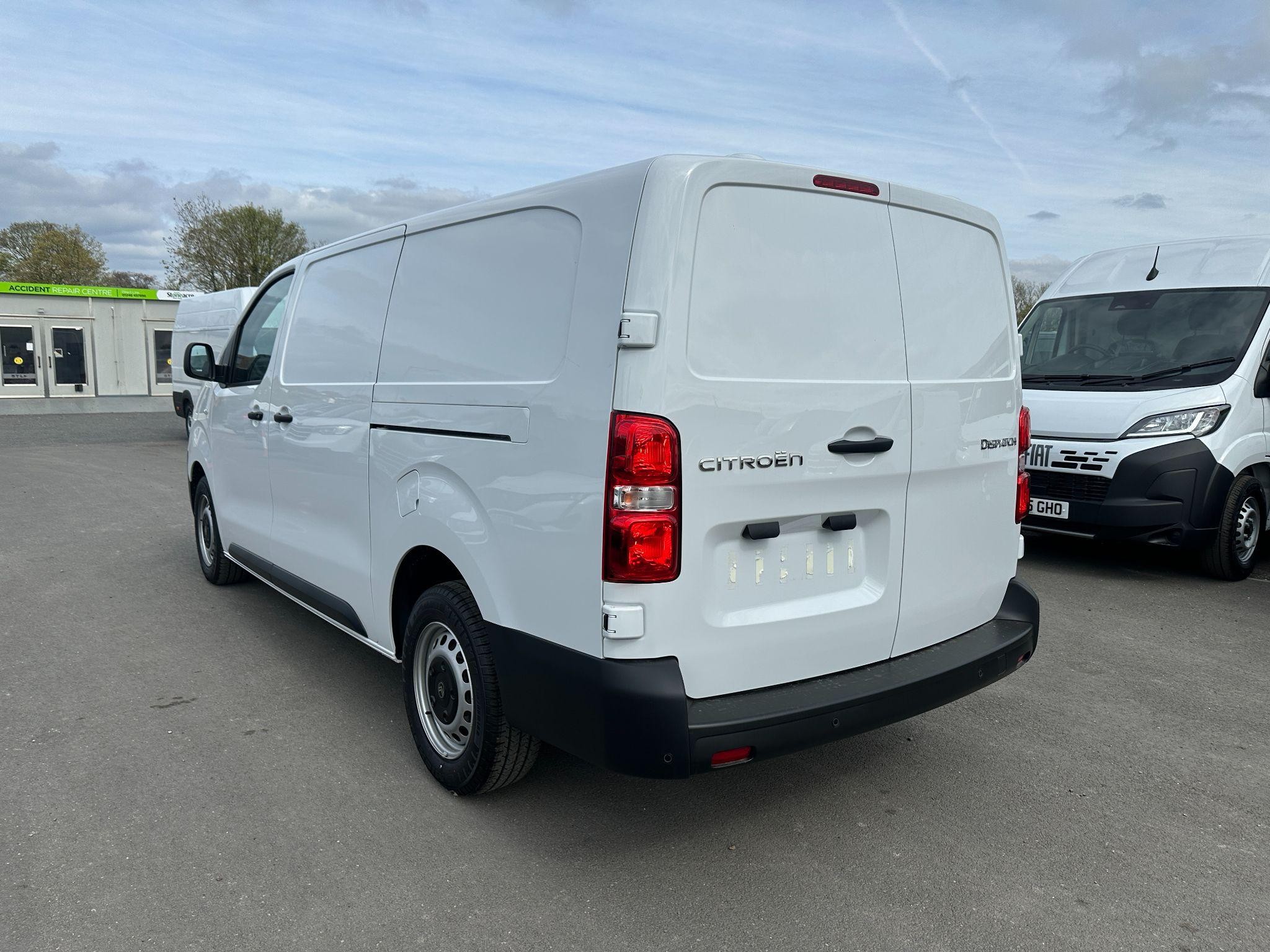 Citroen Dispatch Image 5