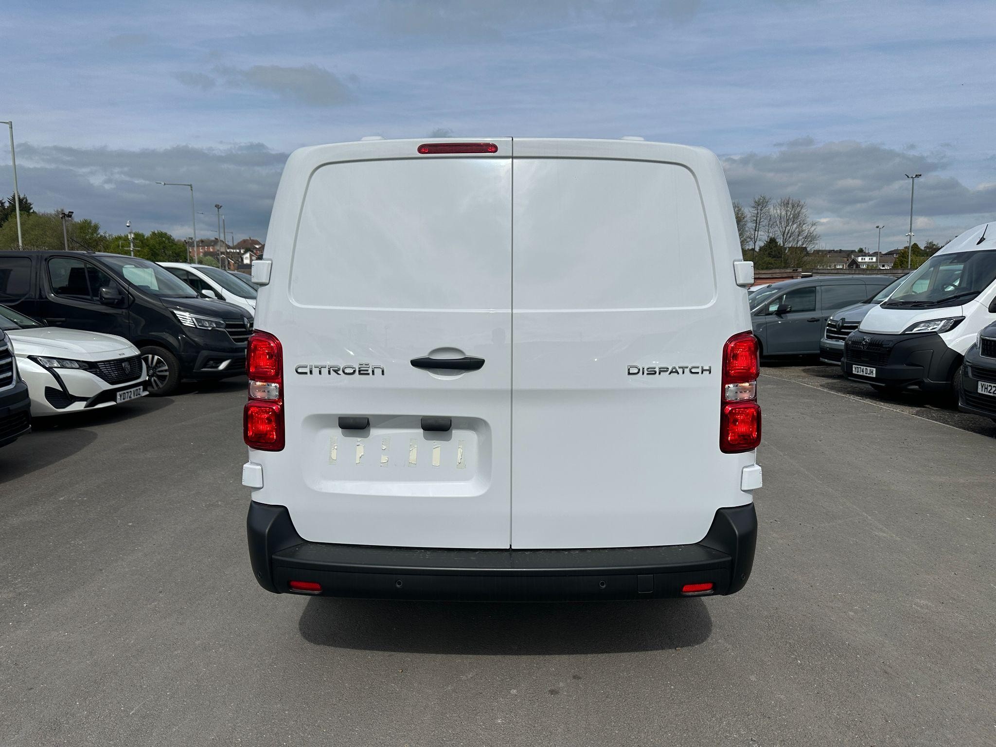 Citroen Dispatch Image 6