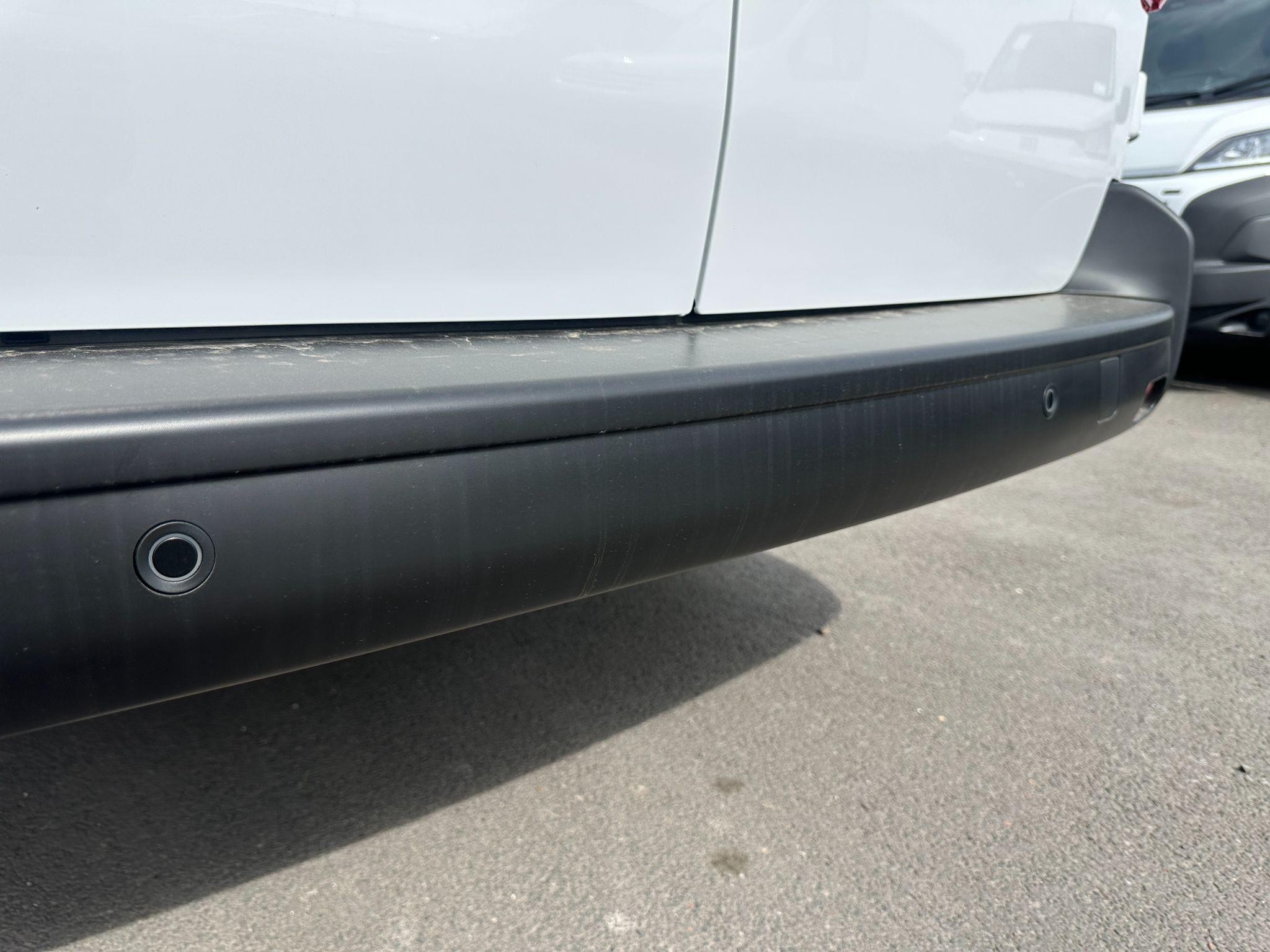 Citroen Dispatch Image 21