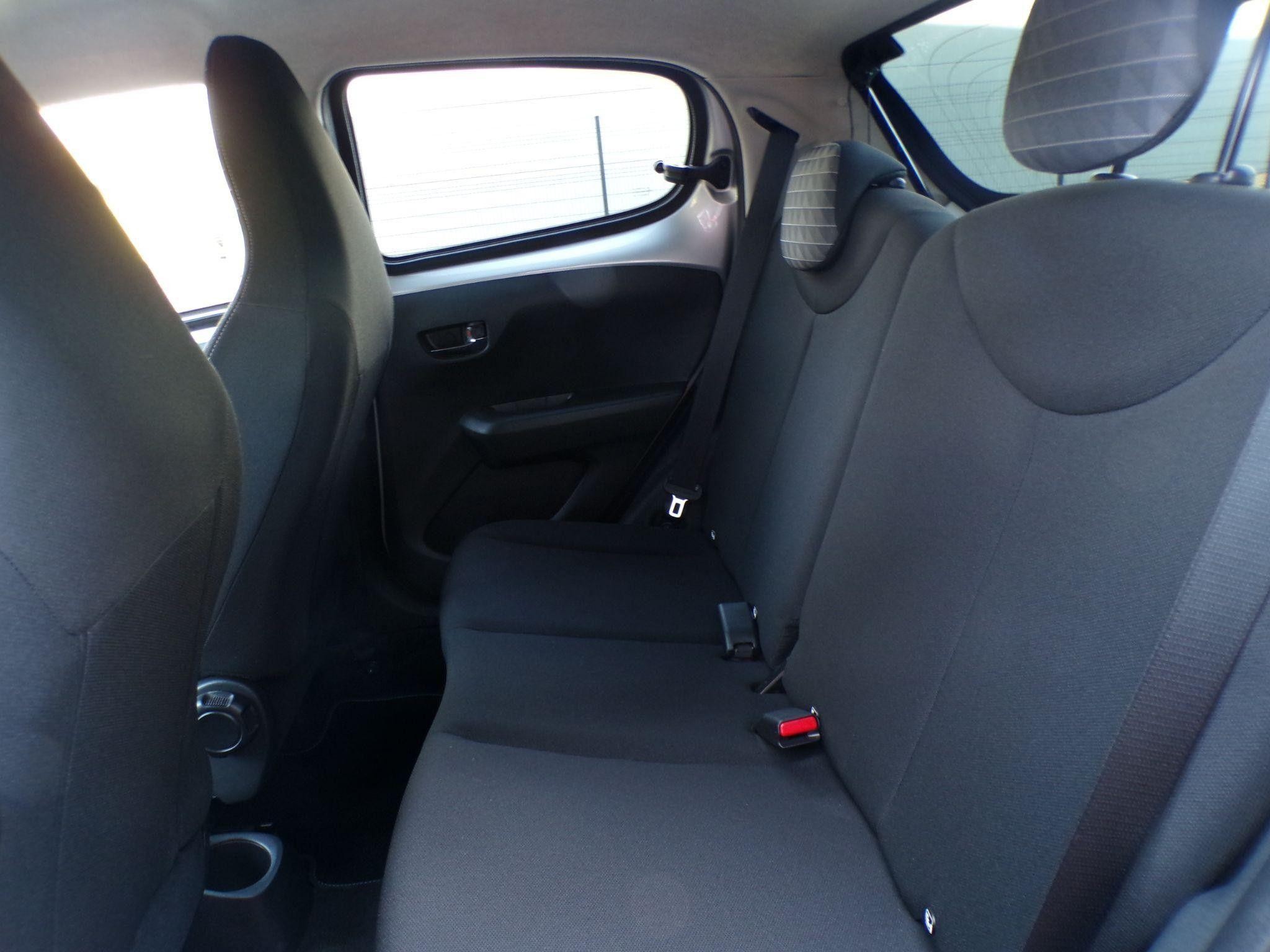 Peugeot 108 Image 13
