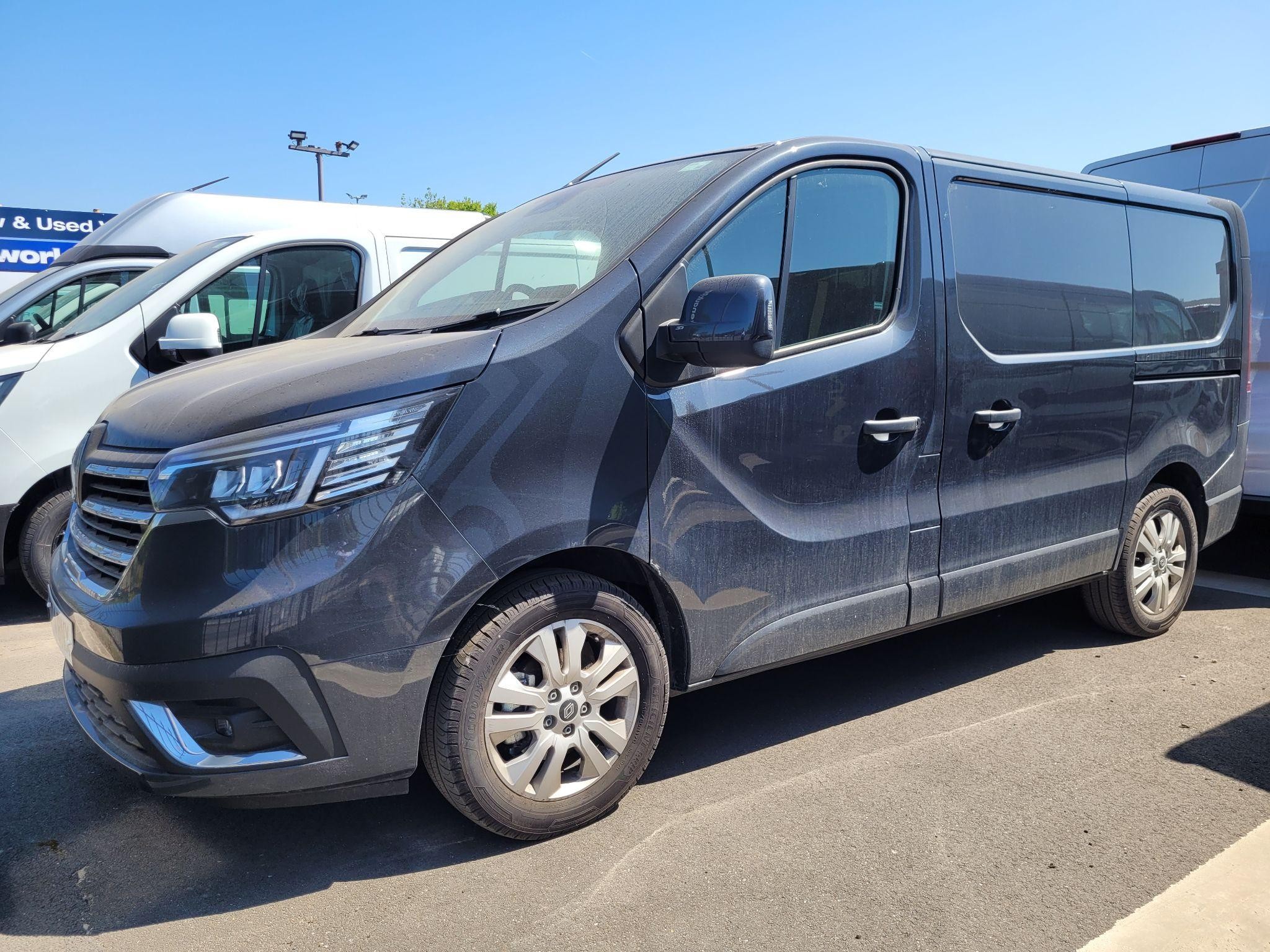 Renault Trafic Image 3