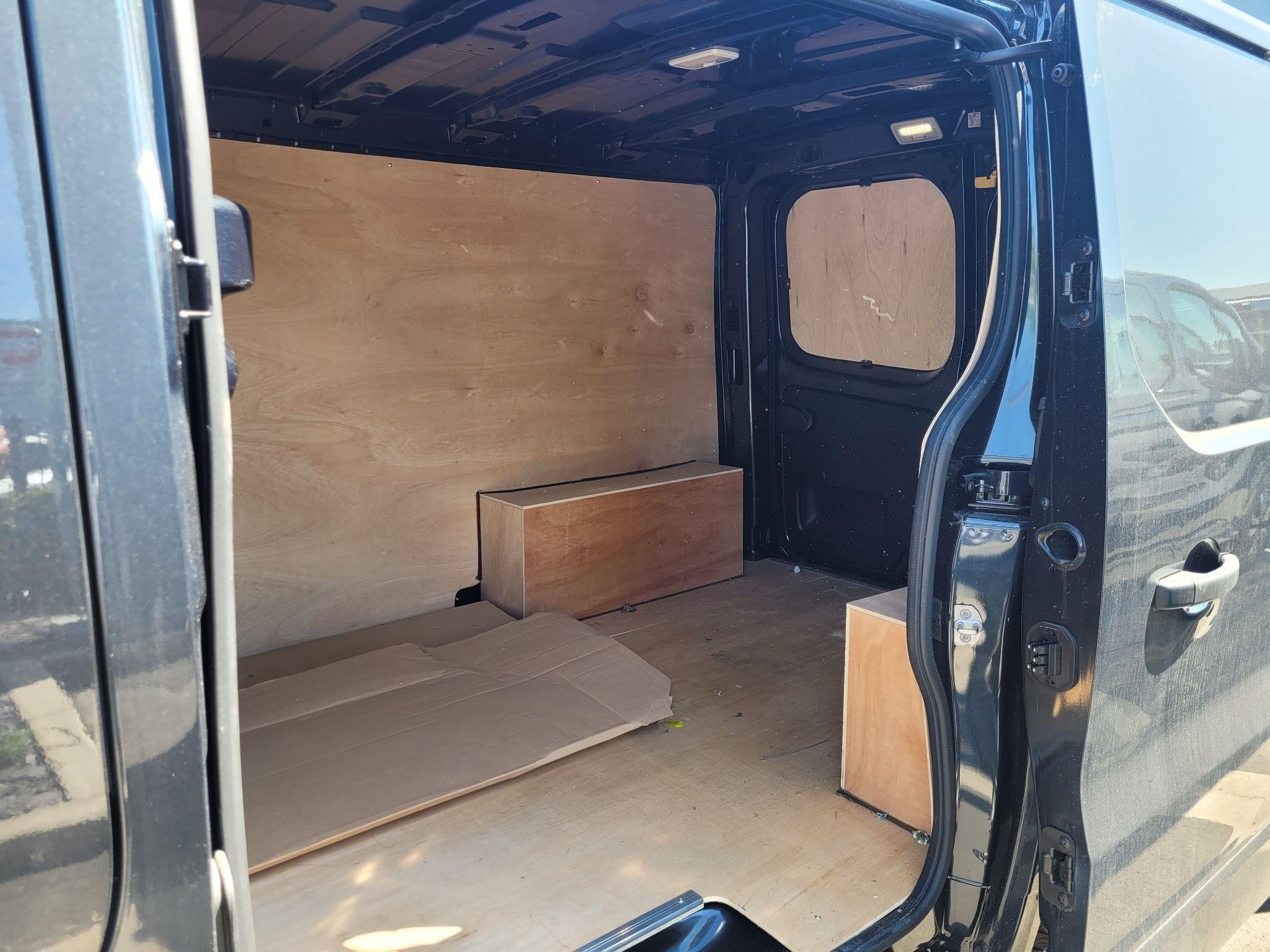 Renault Trafic Image 5