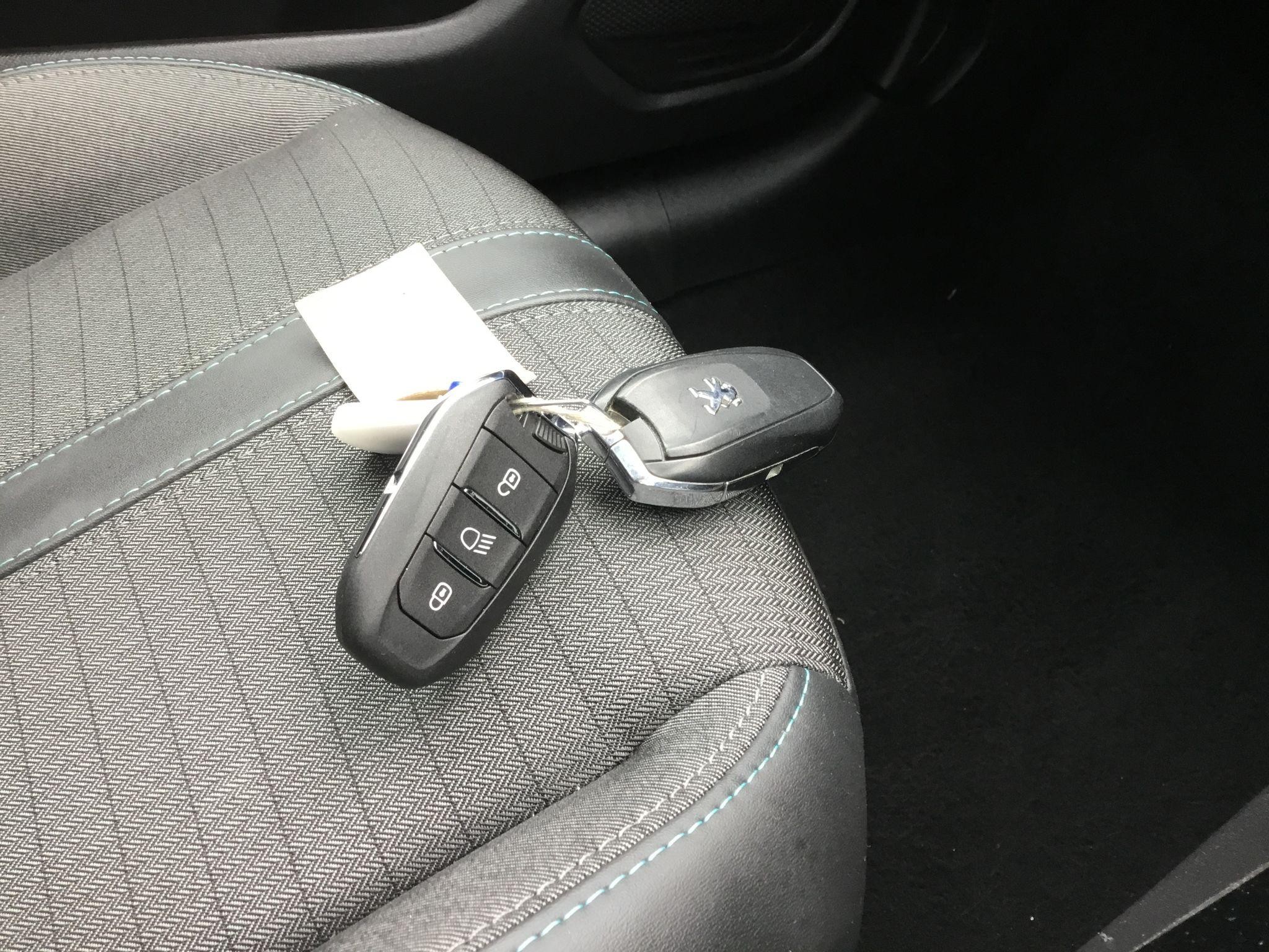 Peugeot 208 Image 35