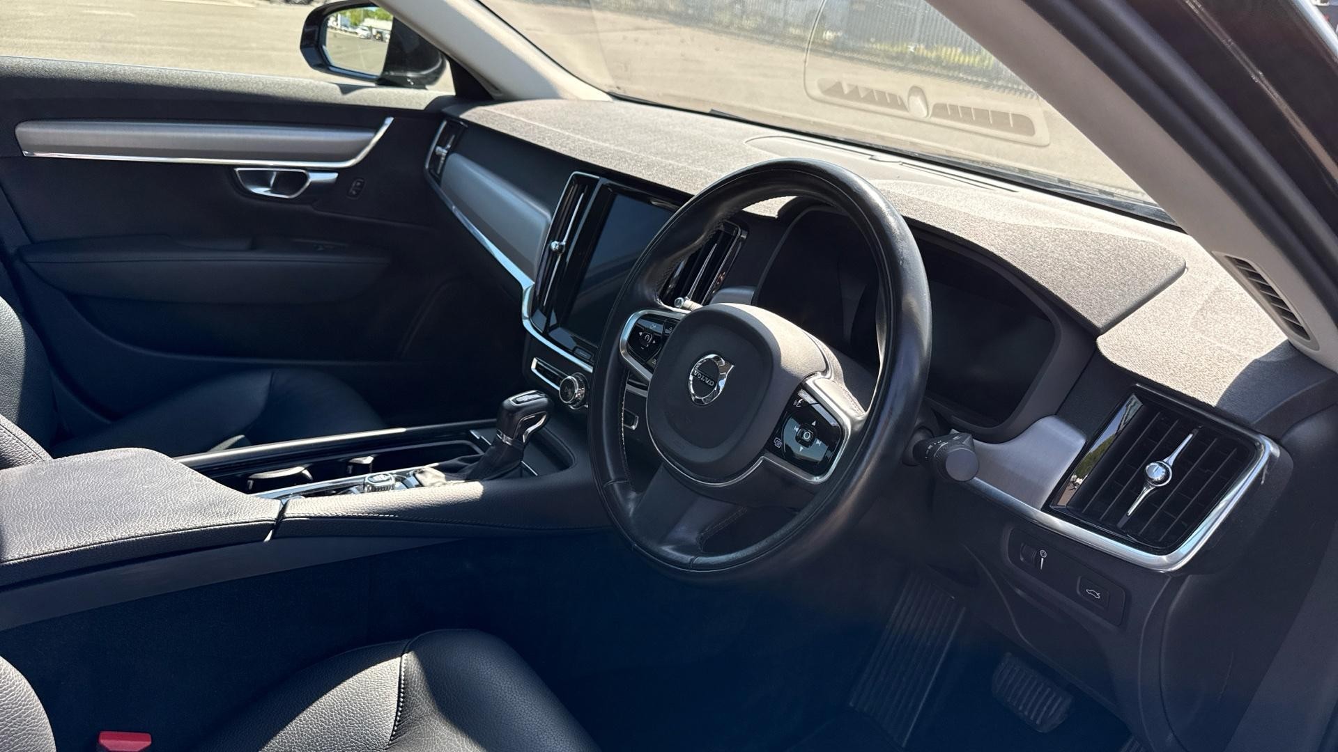 Volvo S90 Image 5