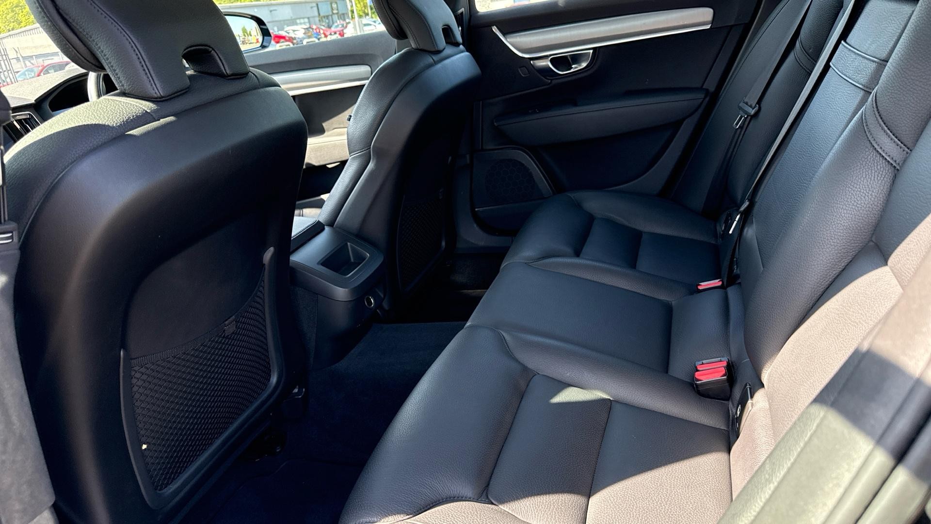 Volvo S90 Image 10