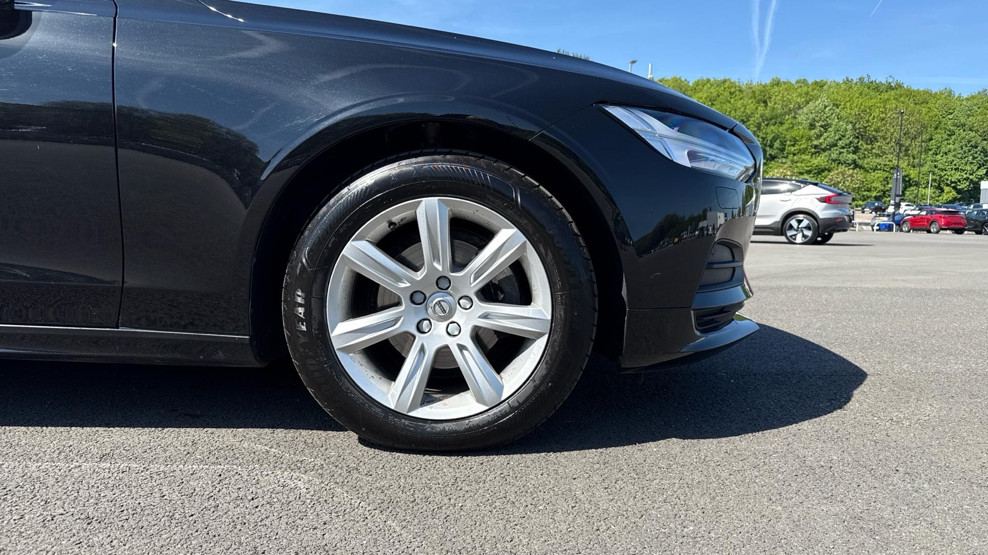 Volvo S90 Image 16