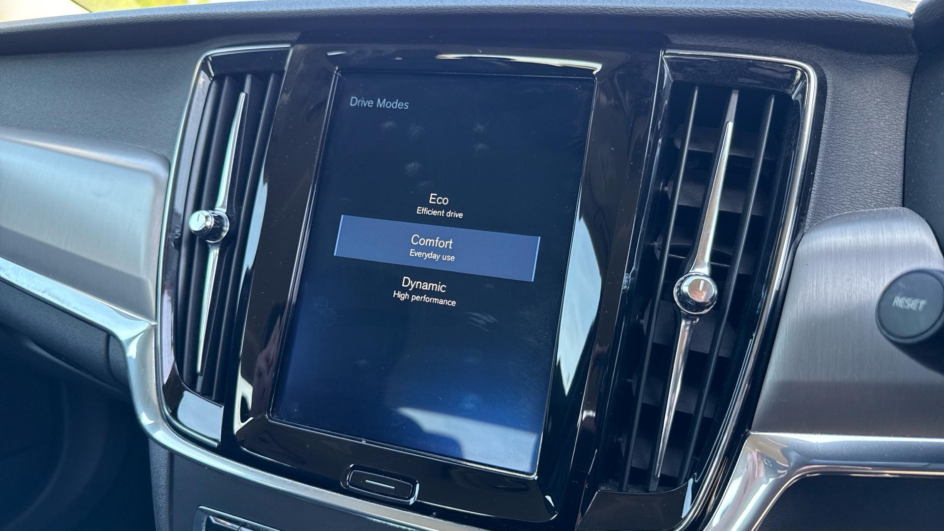 Volvo S90 Image 31