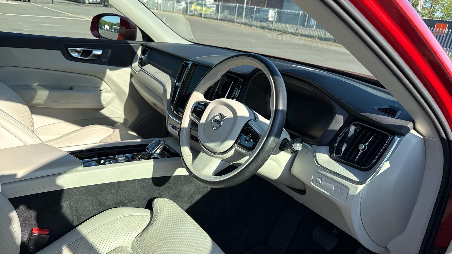 Volvo XC60 Image 5