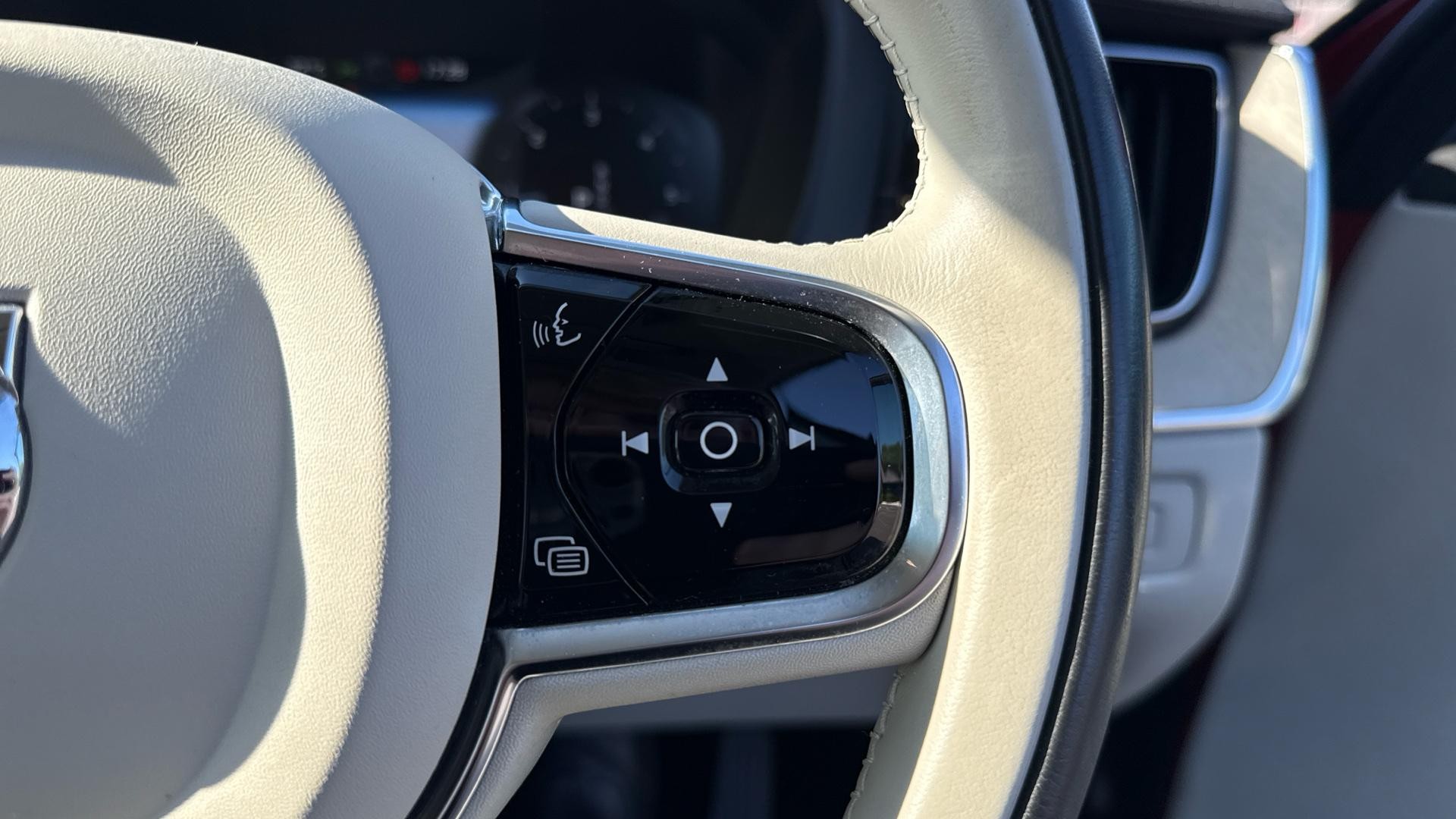 Volvo XC60 Image 19