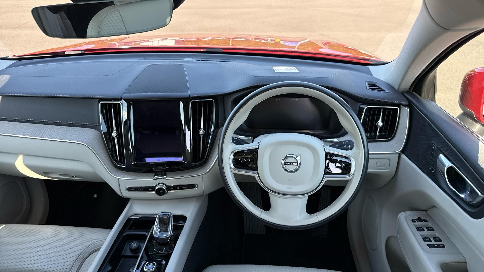 Volvo XC60 Image 20
