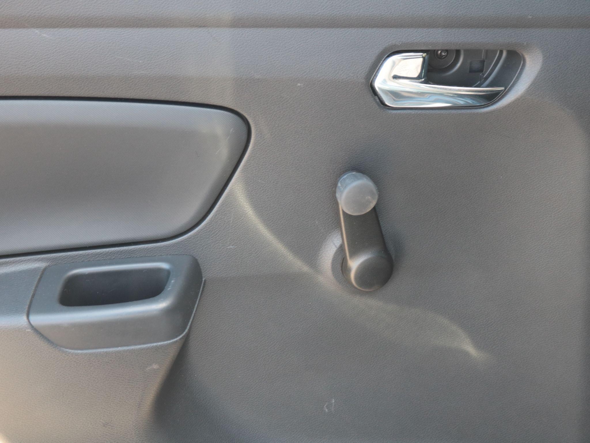 Nissan Micra Image 24