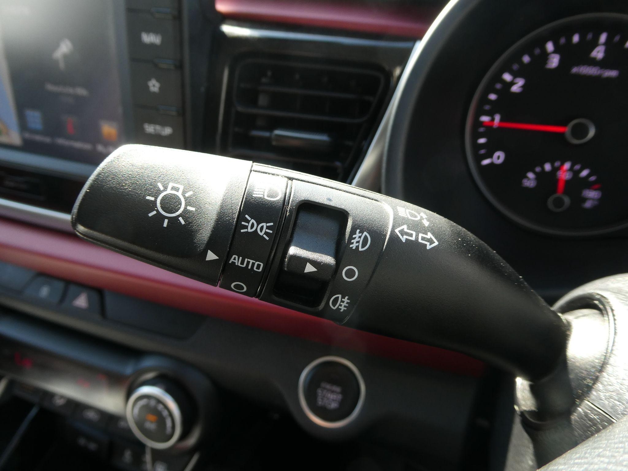 Kia Rio Image 23