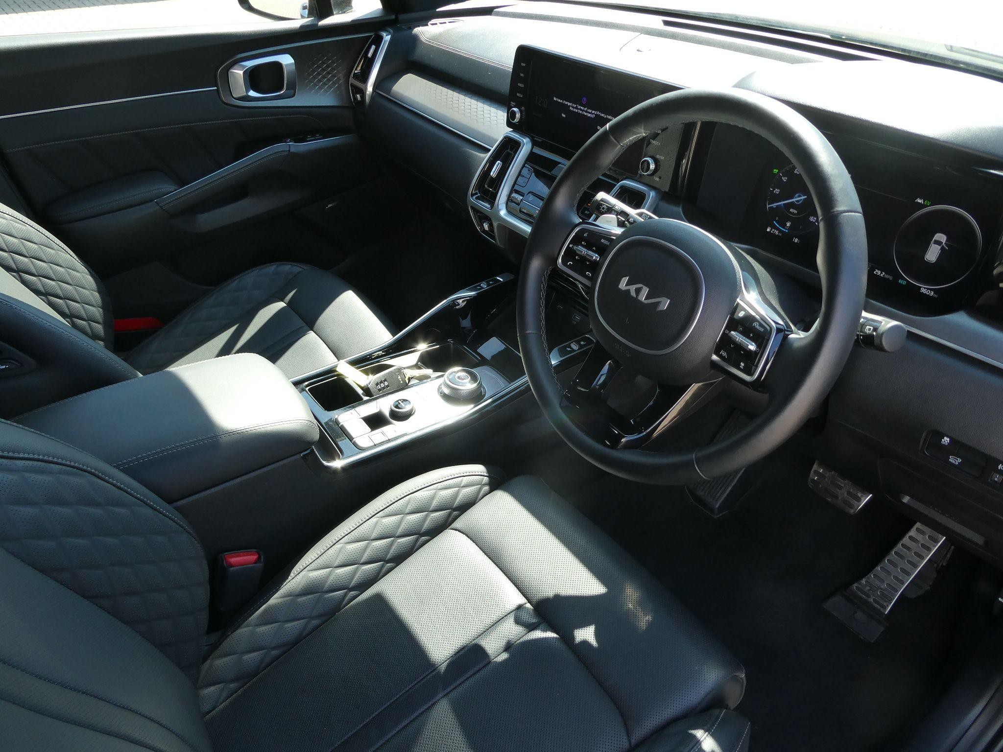 Kia Sorento Image 11