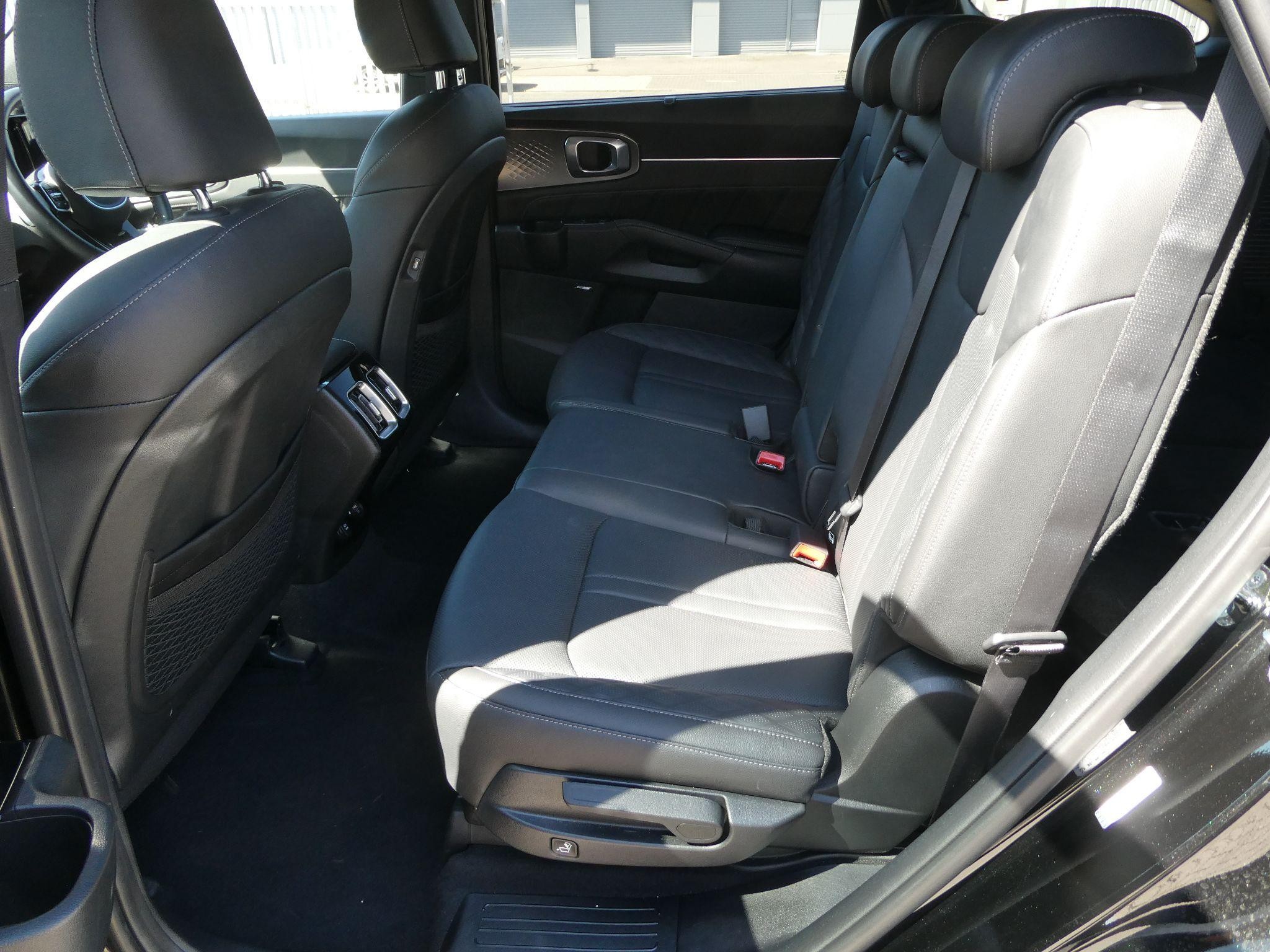 Kia Sorento Image 18