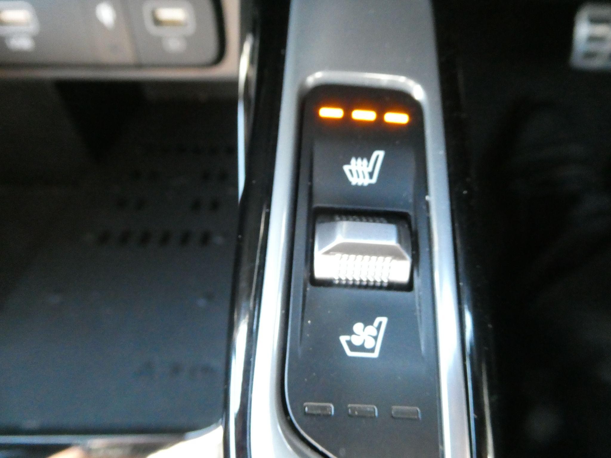 Kia Sorento Image 28