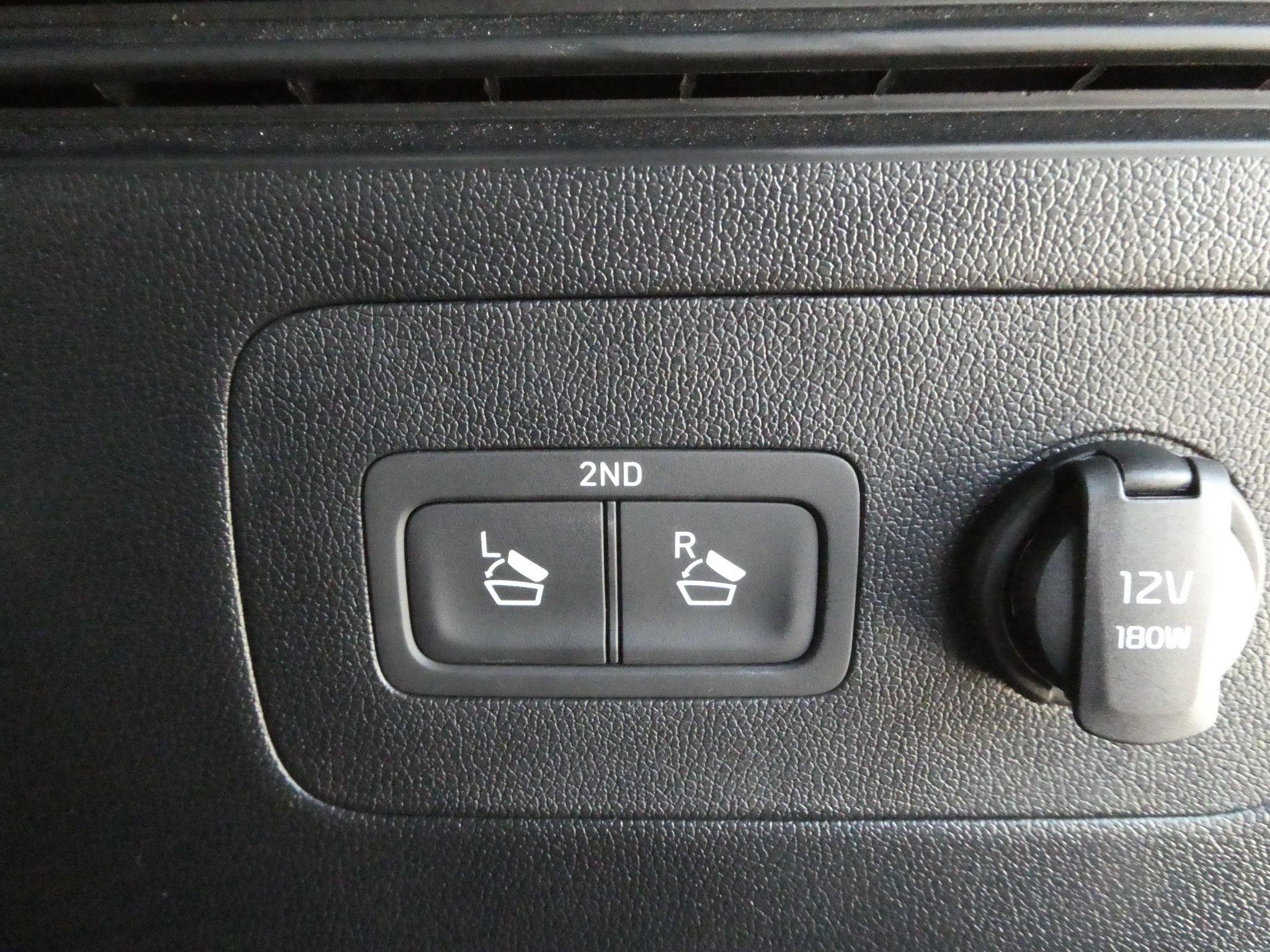 Kia Sorento Image 47