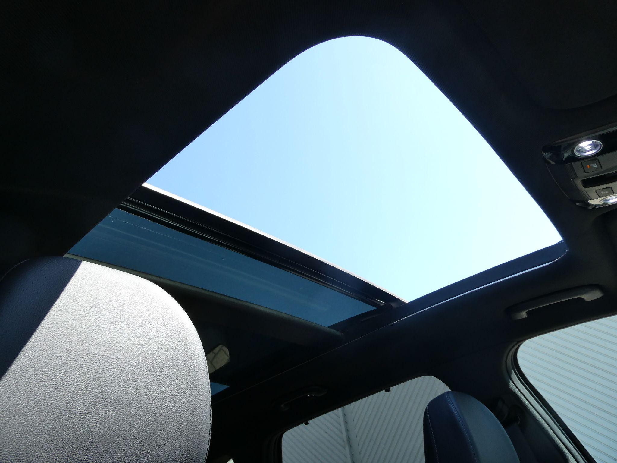 Kia Sorento Image 53
