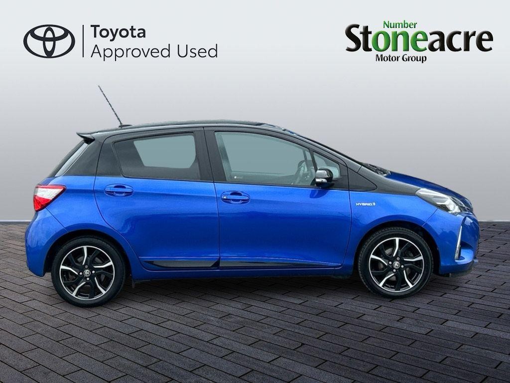 Toyota Yaris Image 4
