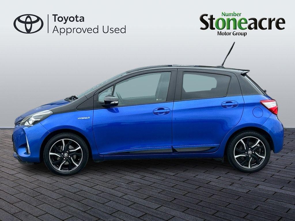Toyota Yaris Image 8
