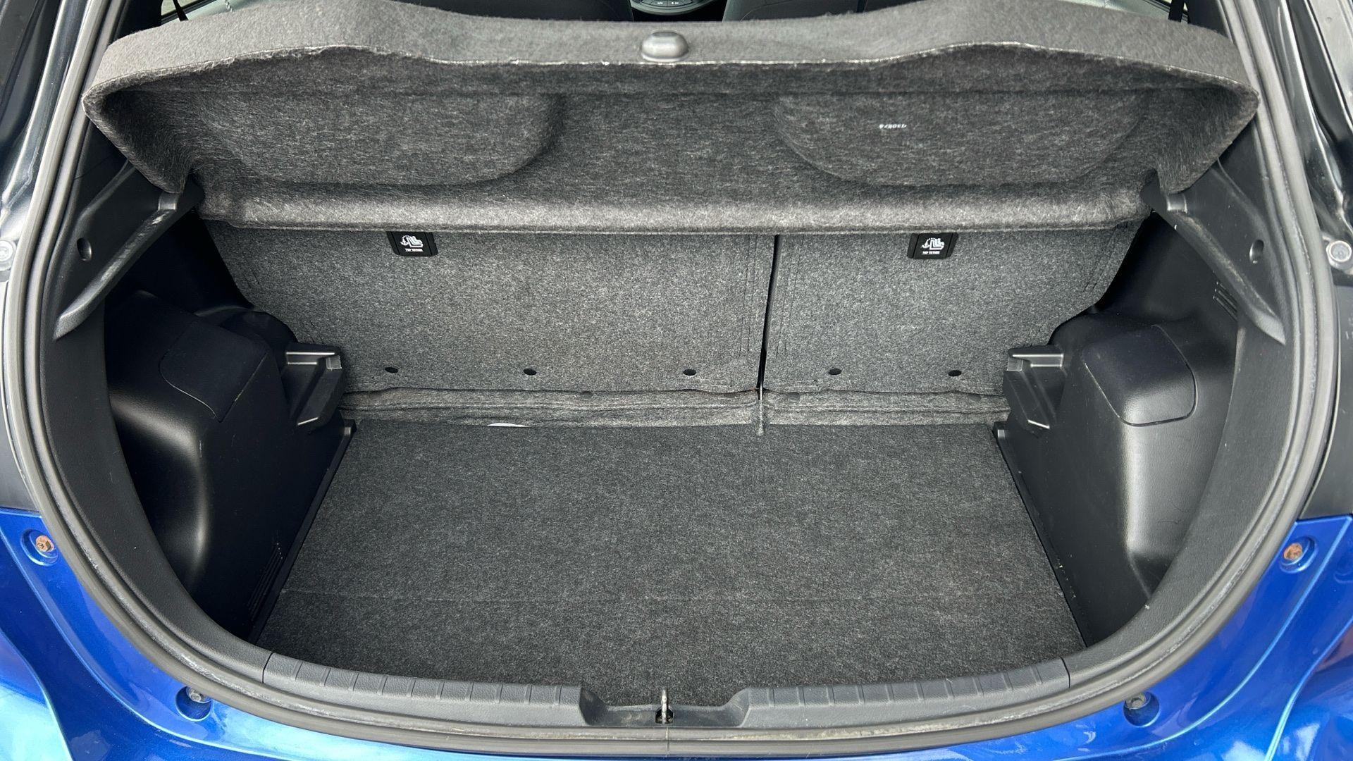 Toyota Yaris Image 20
