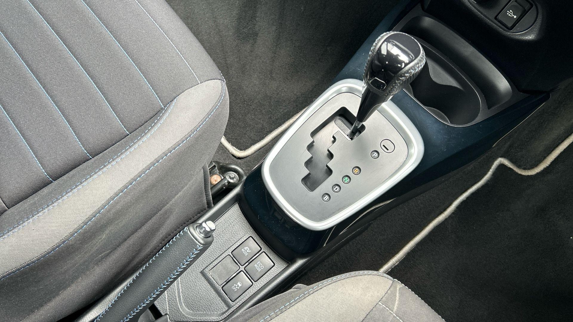 Toyota Yaris Image 35