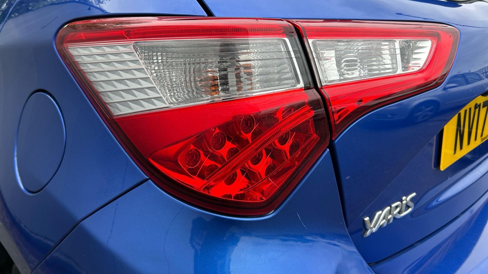 Toyota Yaris Image 48