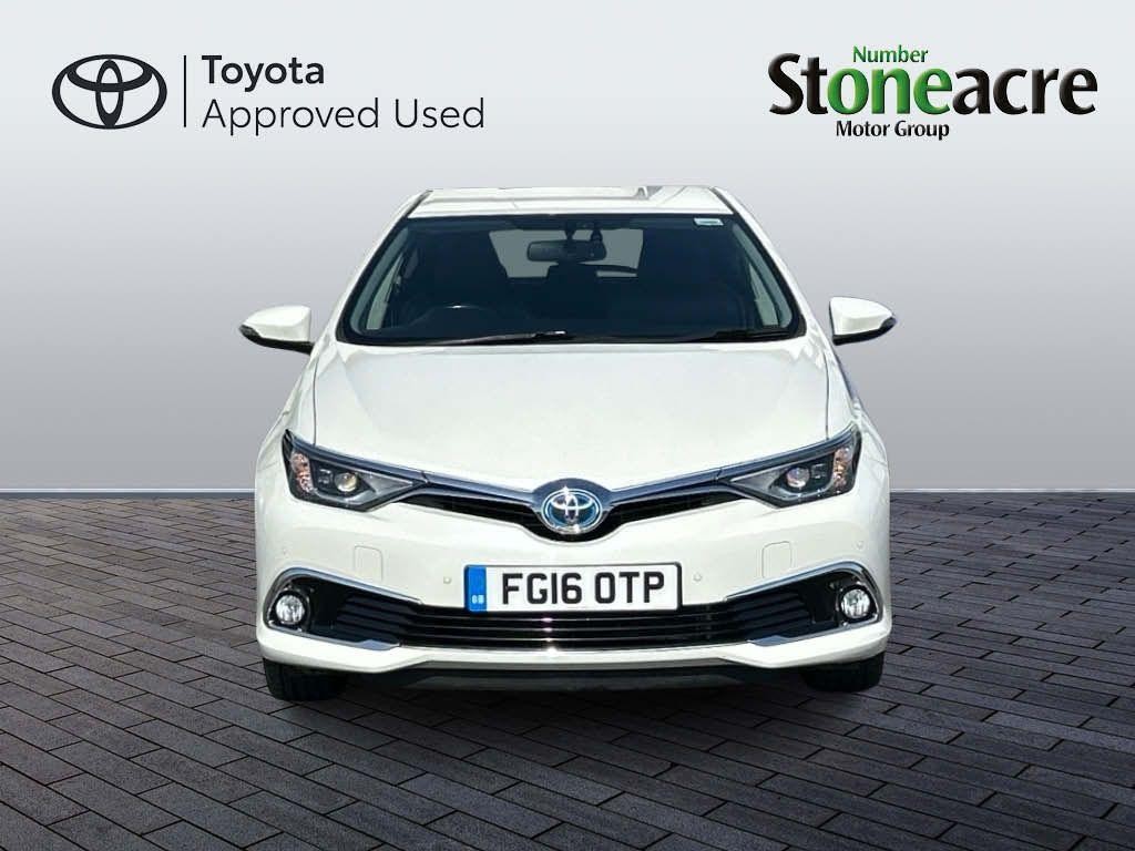 Toyota Auris Image 10