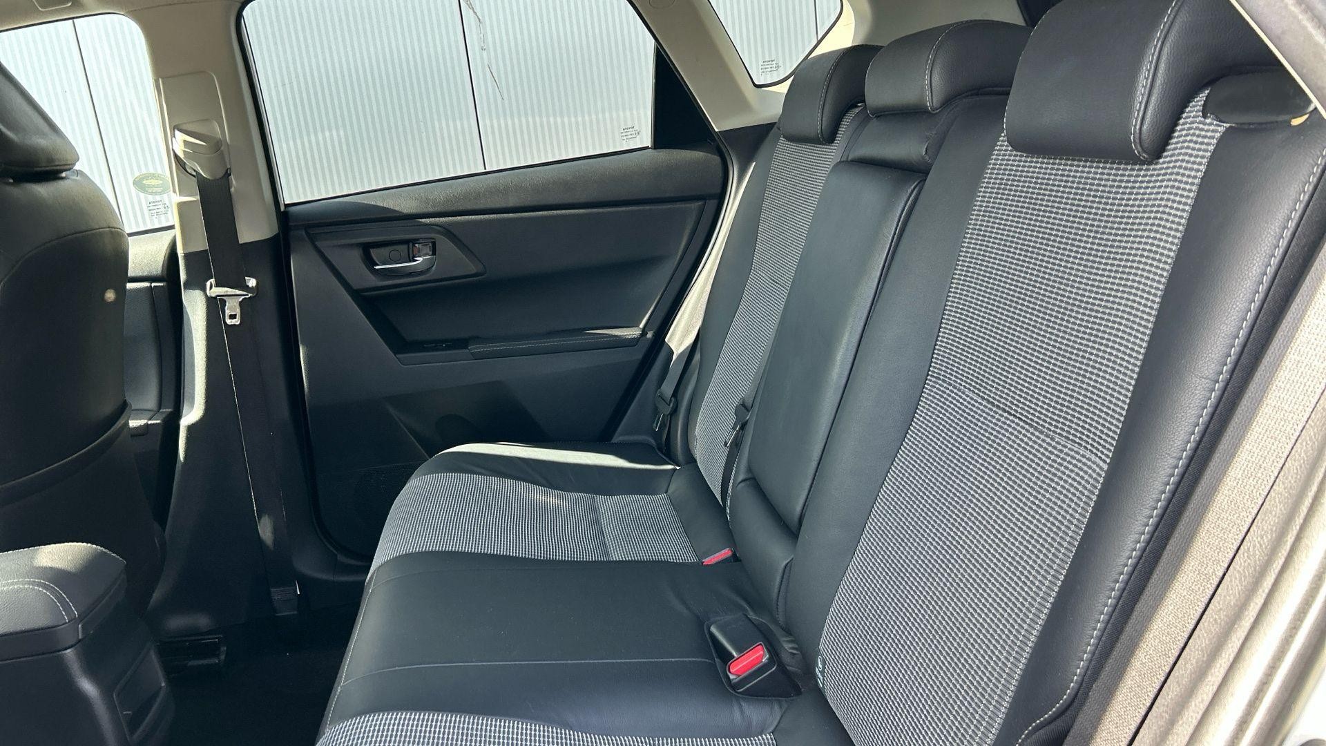 Toyota Auris Image 19