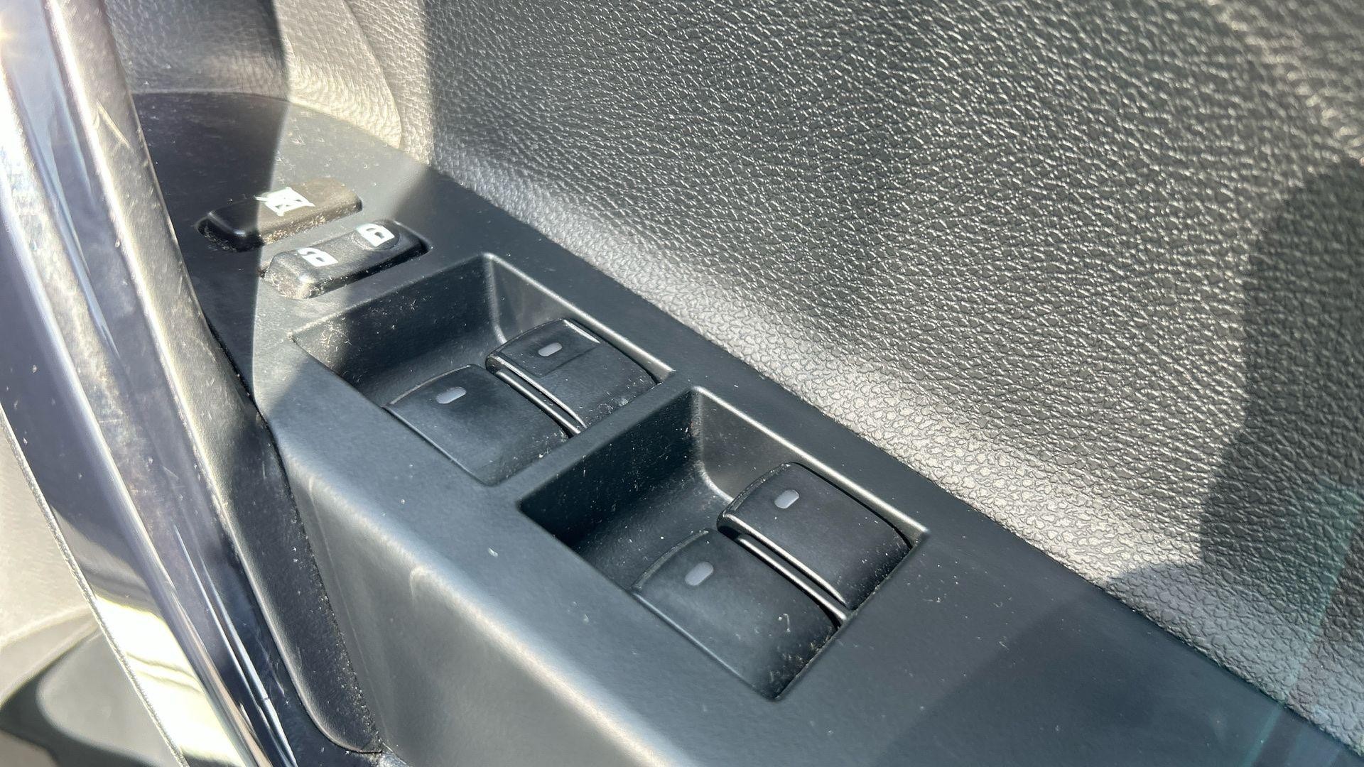 Toyota Auris Image 38