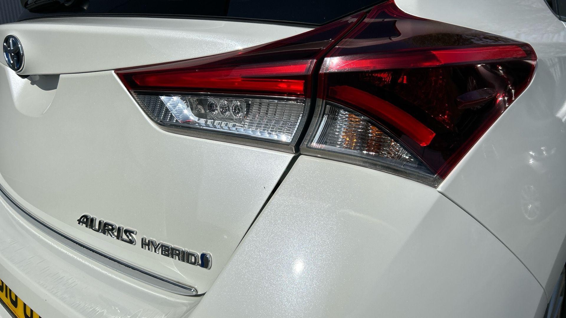 Toyota Auris Image 46
