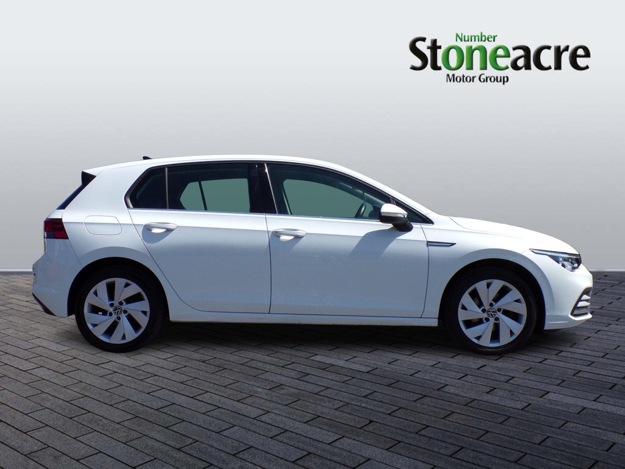 Volkswagen Golf Image 2