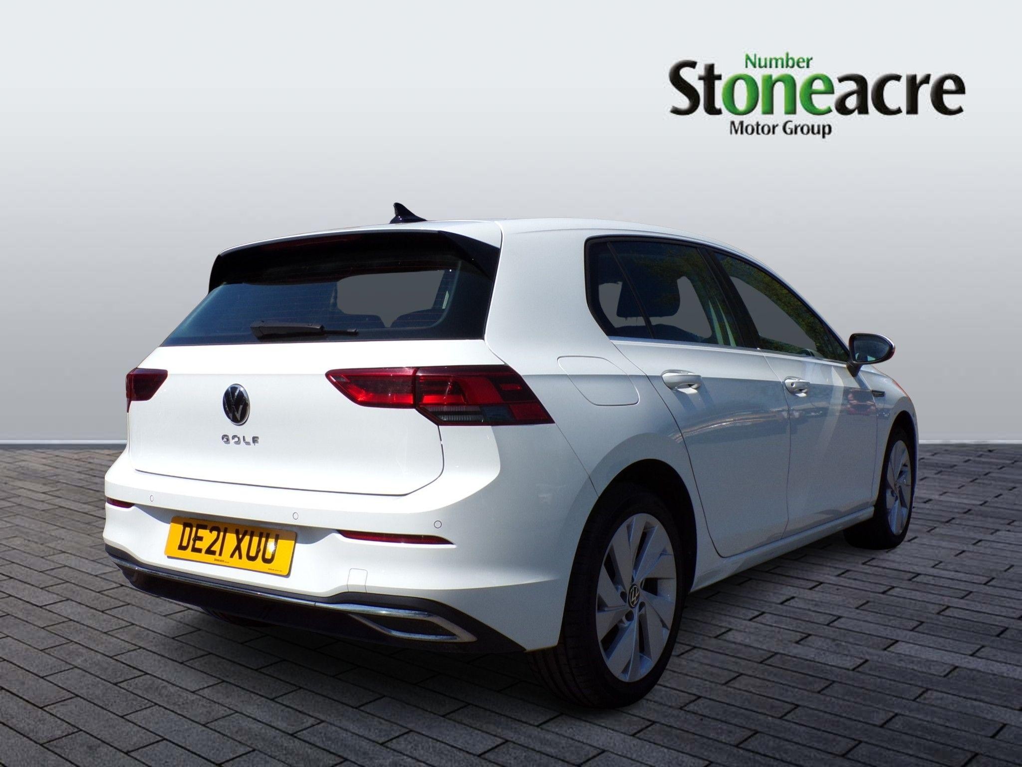 Volkswagen Golf Image 3