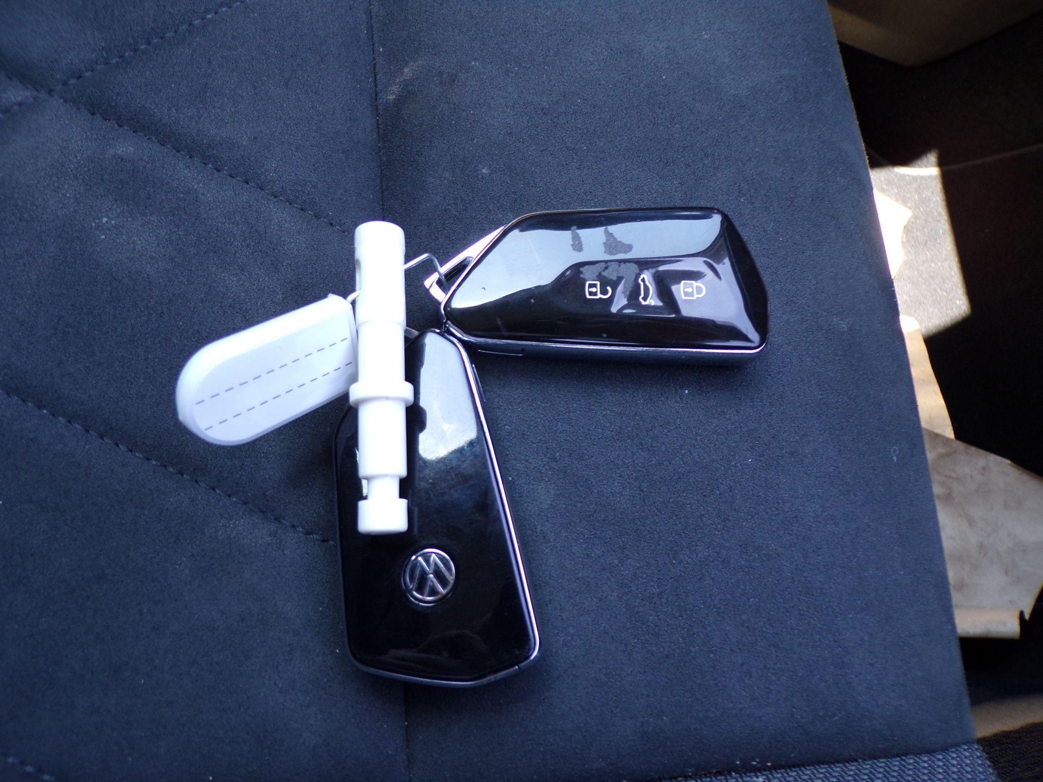 Volkswagen Golf Image 25
