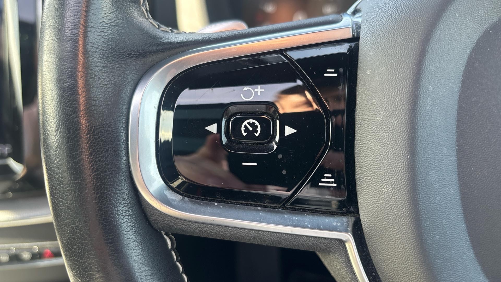 Volvo XC60 Image 18