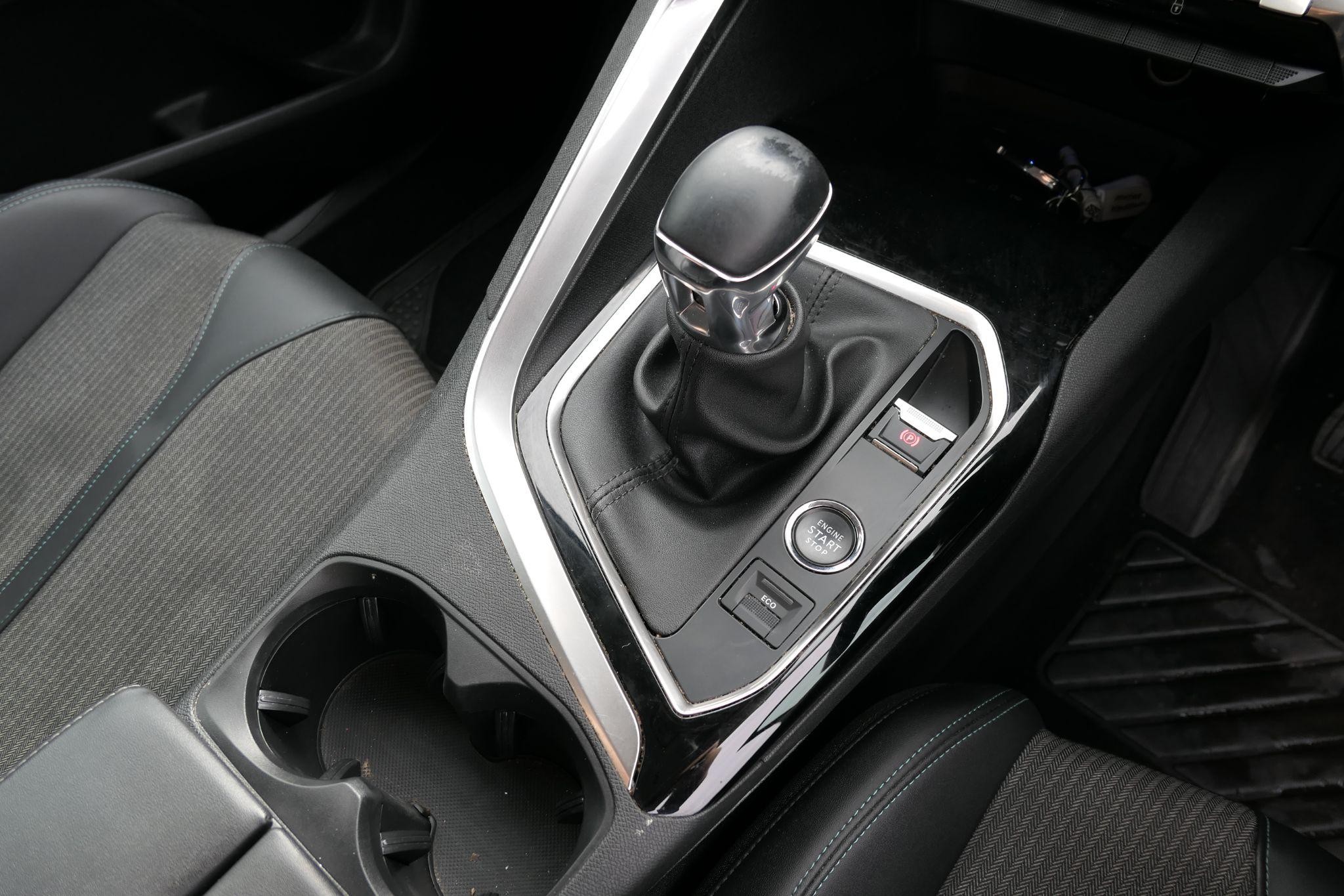 Peugeot 3008 Image 11