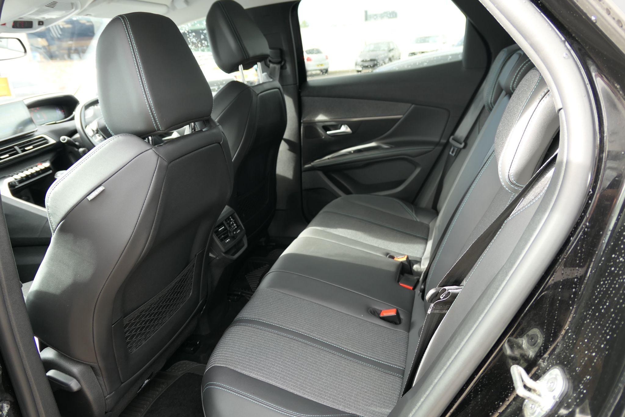 Peugeot 3008 Image 13