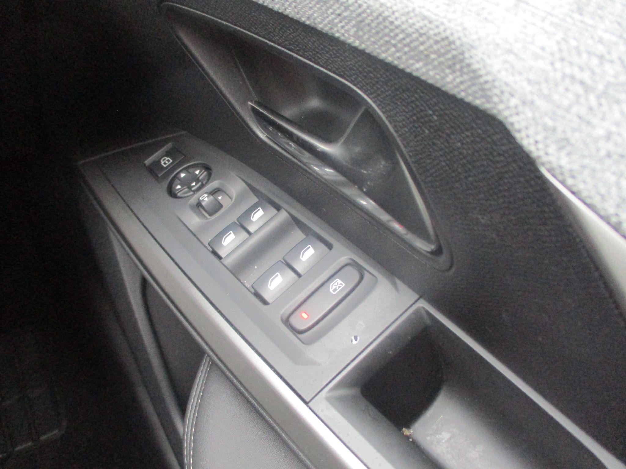 Peugeot 3008 Image 24