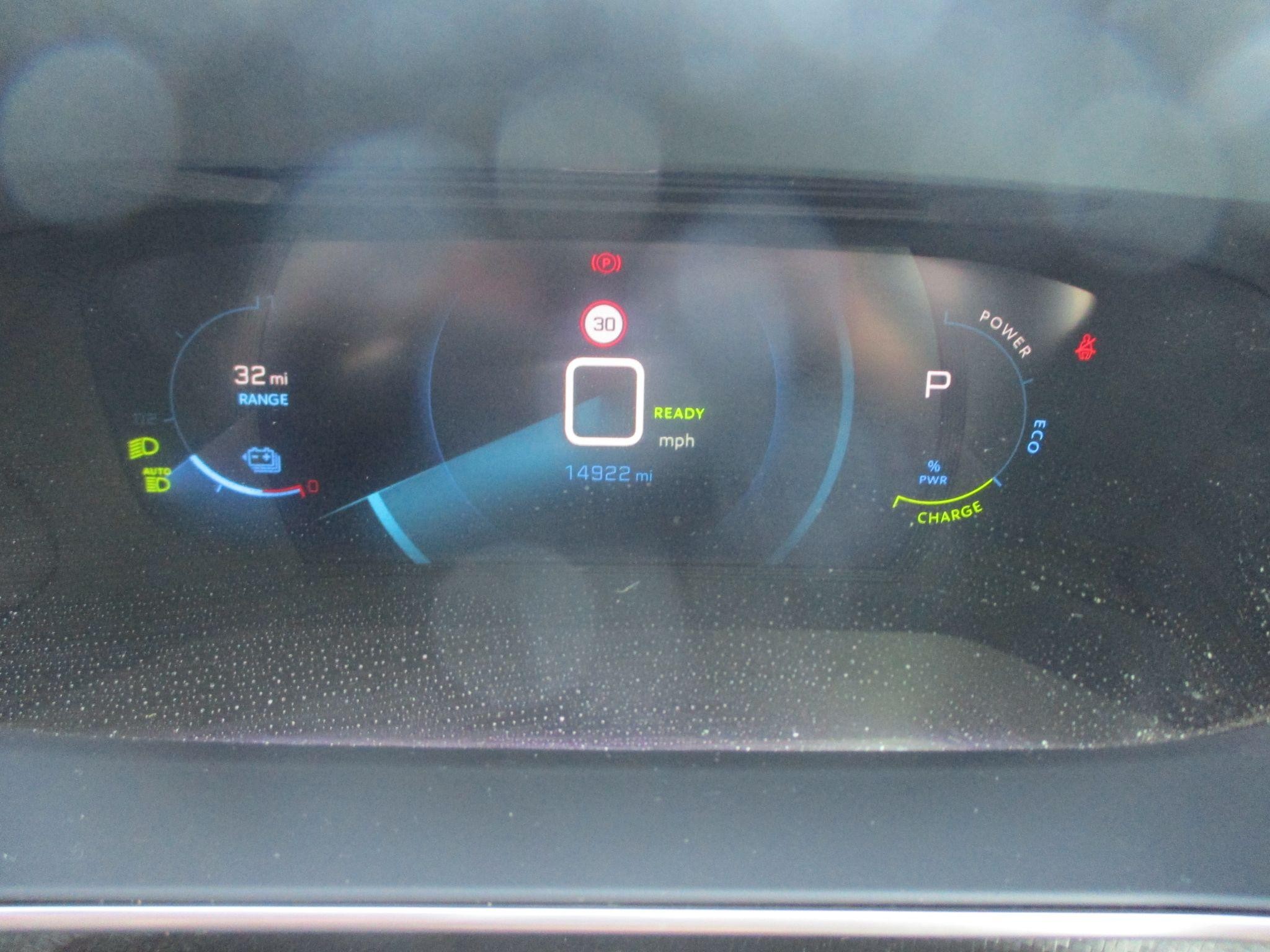 Peugeot E-2008 Image 27