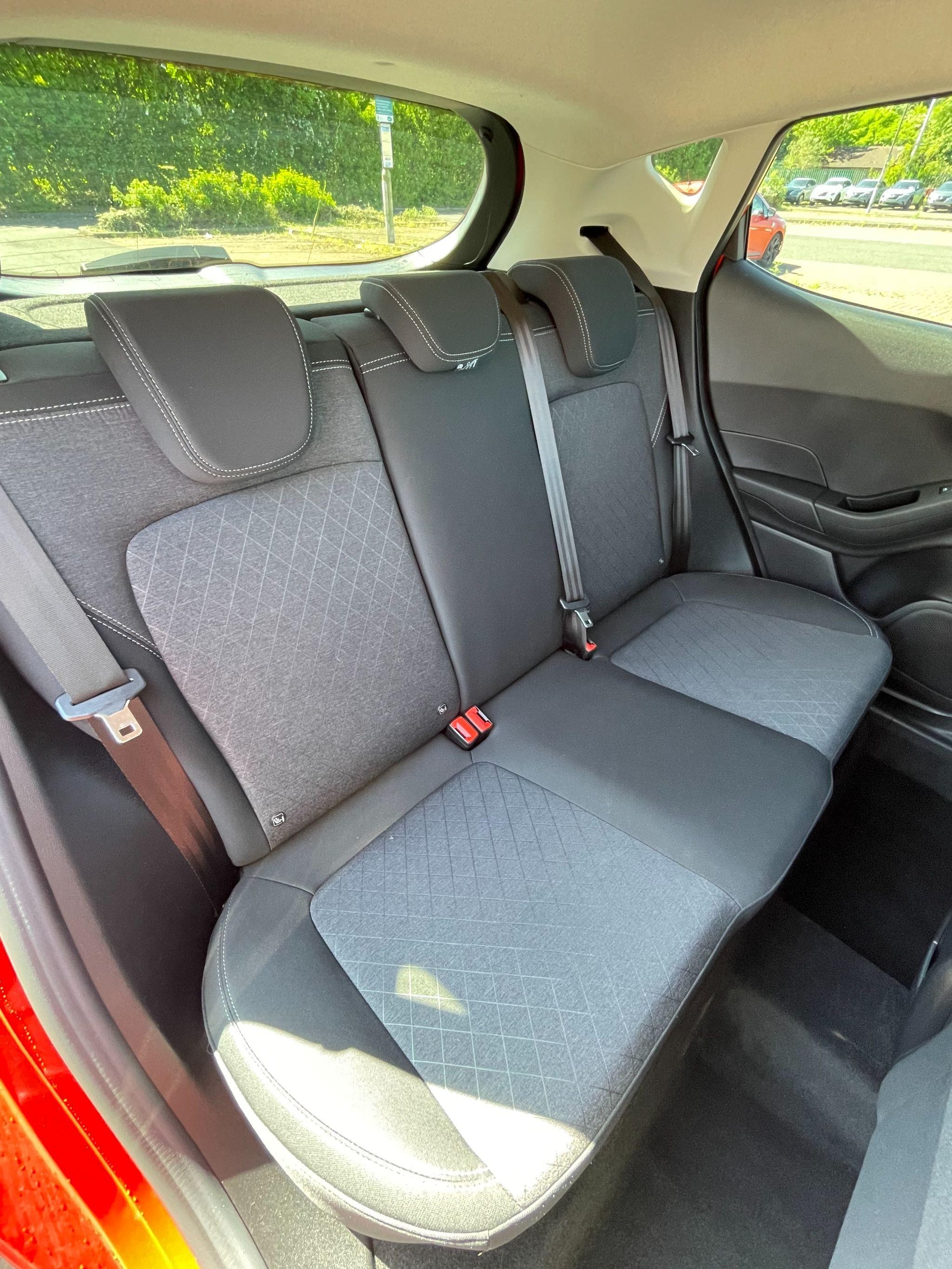 Ford Fiesta Image 15