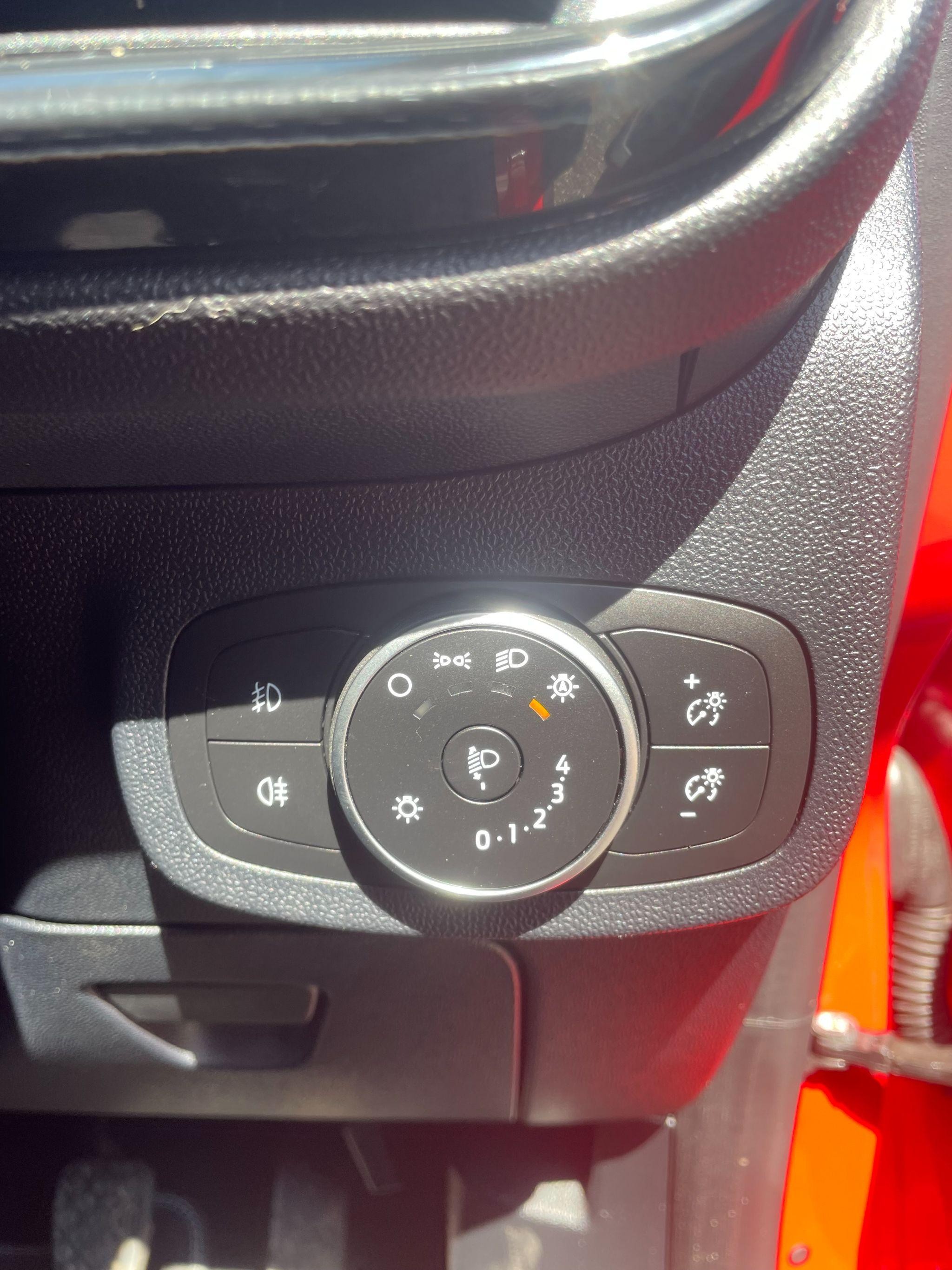 Ford Fiesta Image 24